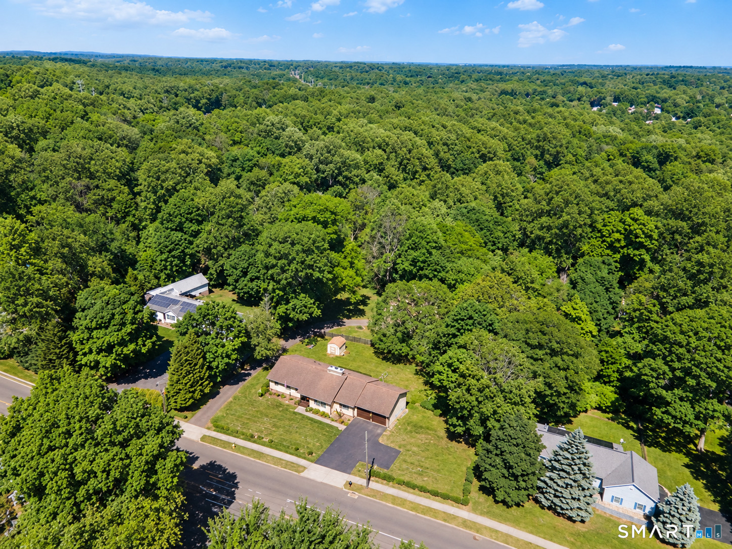 275 Wheelers Farms Road Property Photo 2