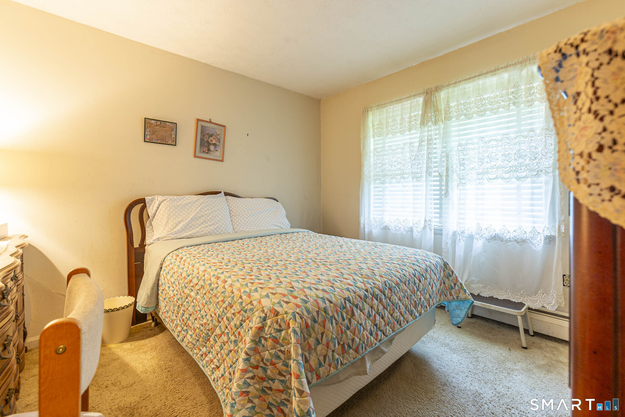 1087 Blue Hills C Avenue Property Photo 9