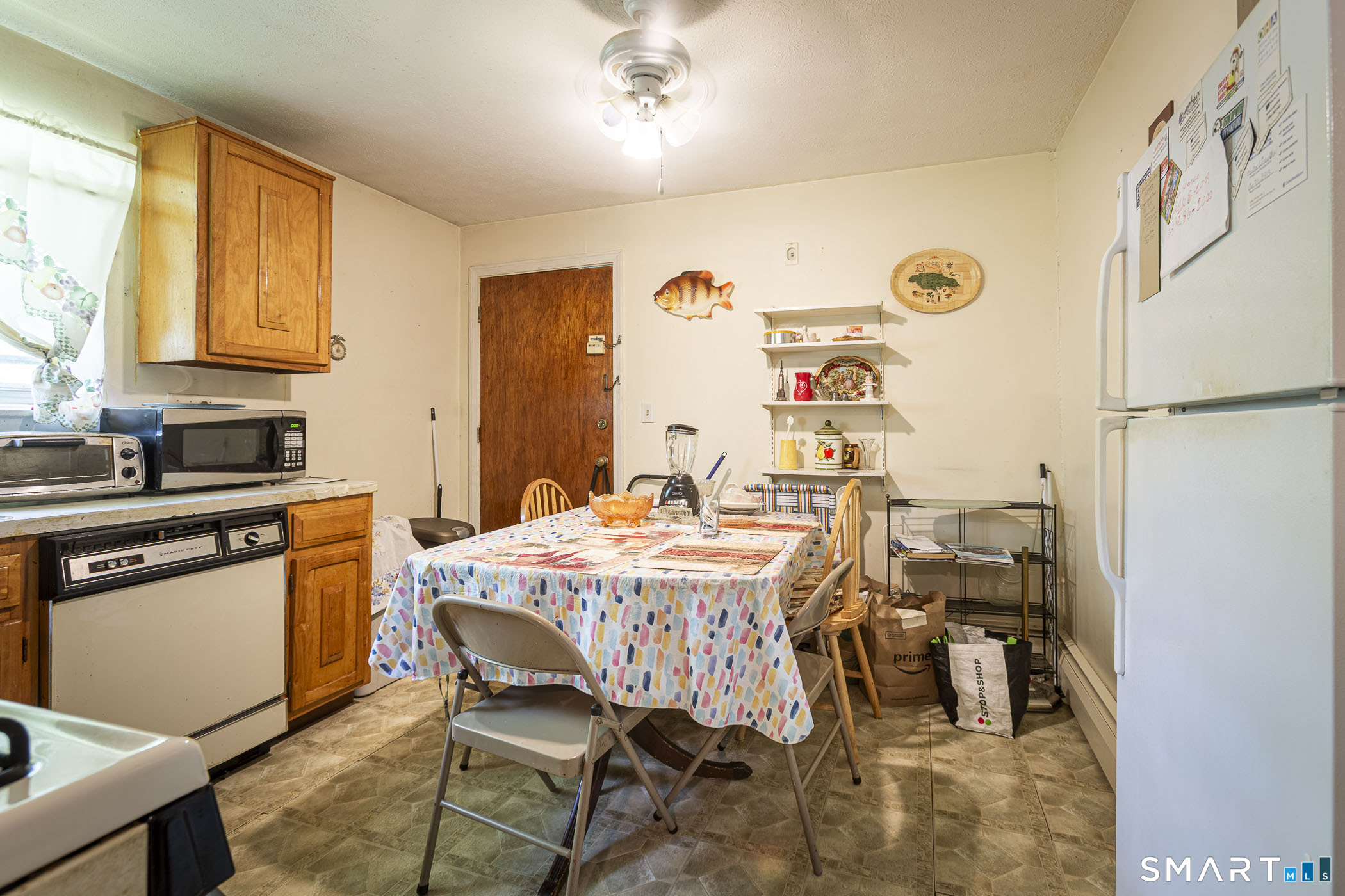 1087 Blue Hills C Avenue Property Photo 13