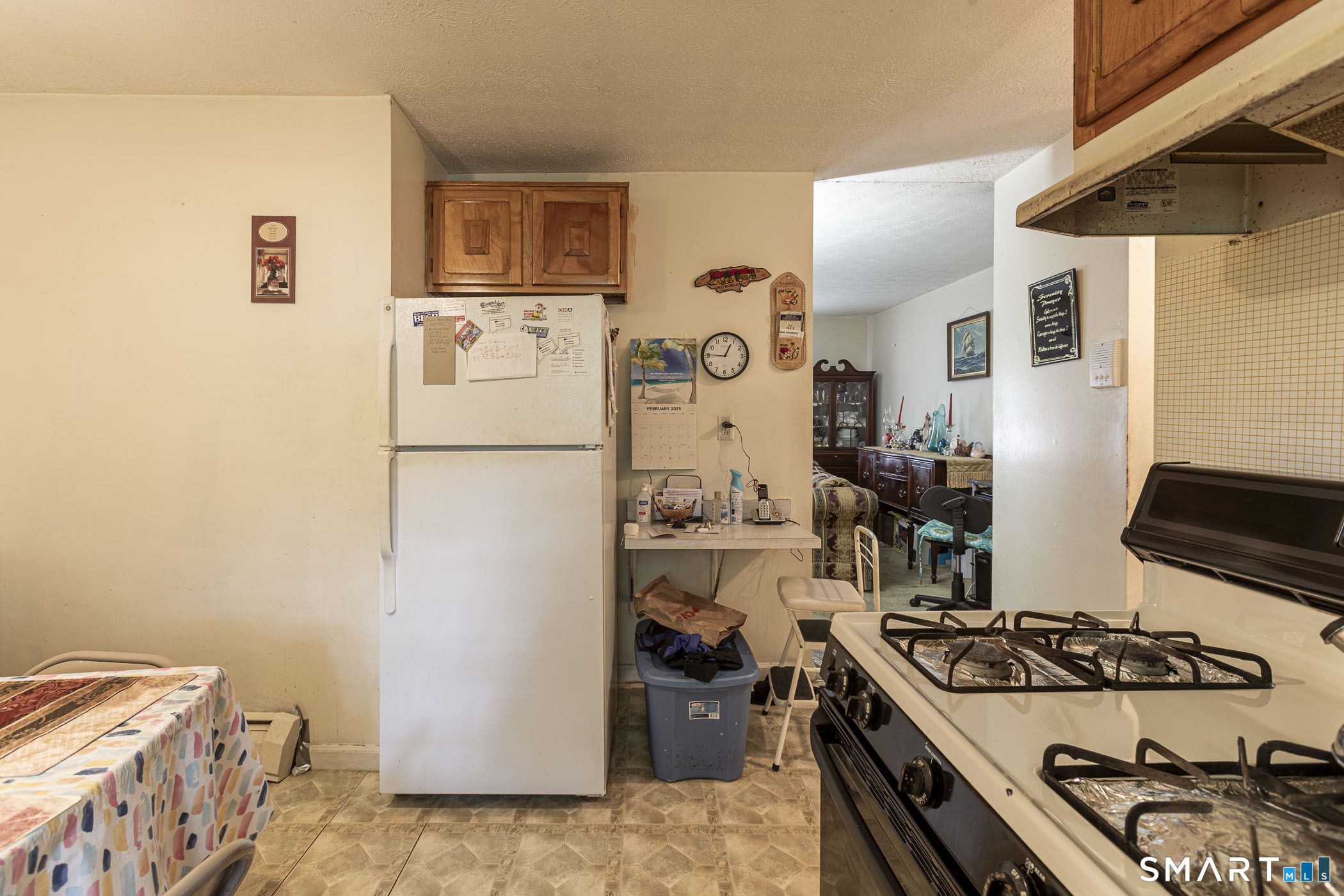 1087 Blue Hills C Avenue Property Photo 16