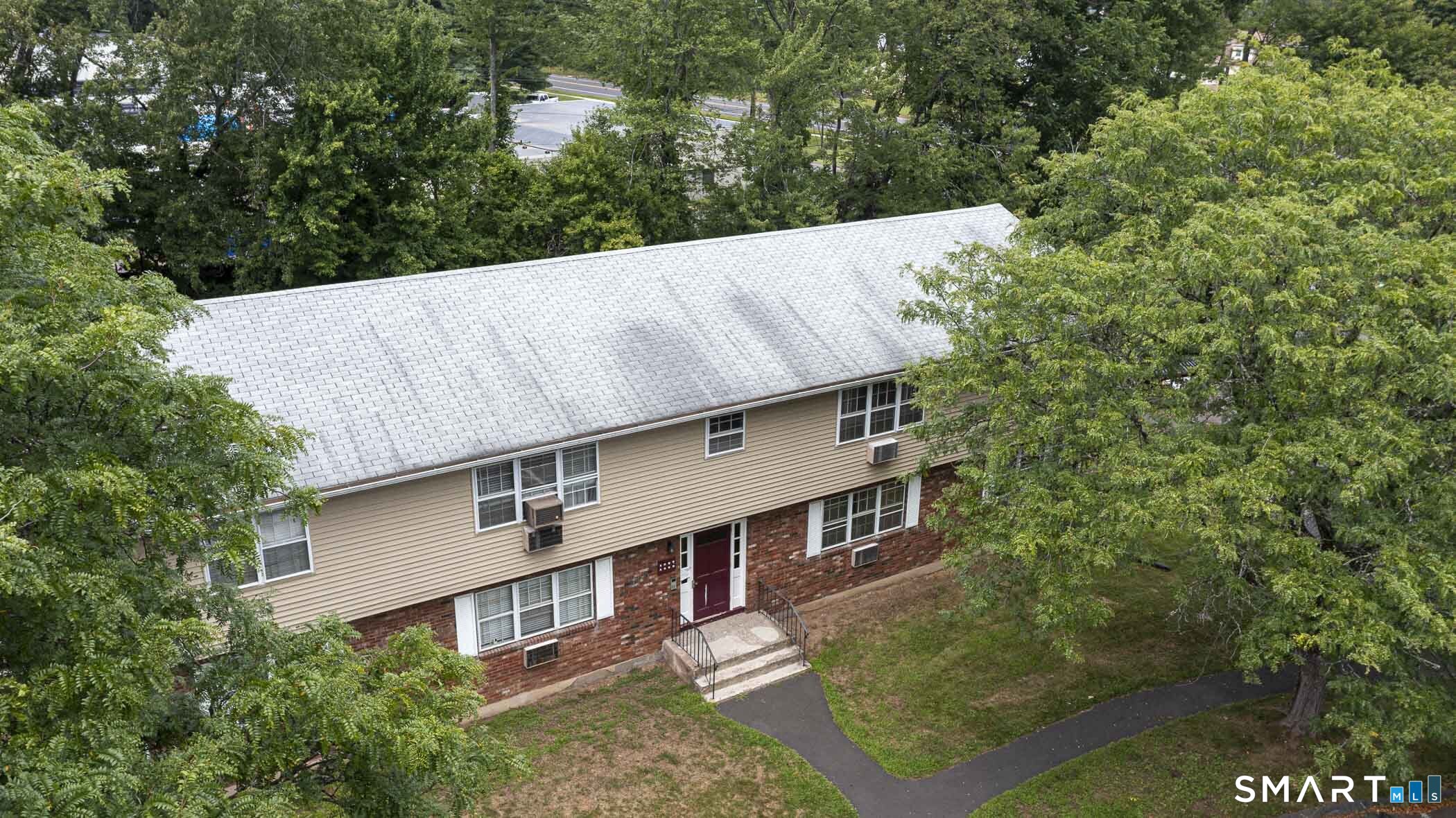 1087 Blue Hills C Avenue Property Photo 21