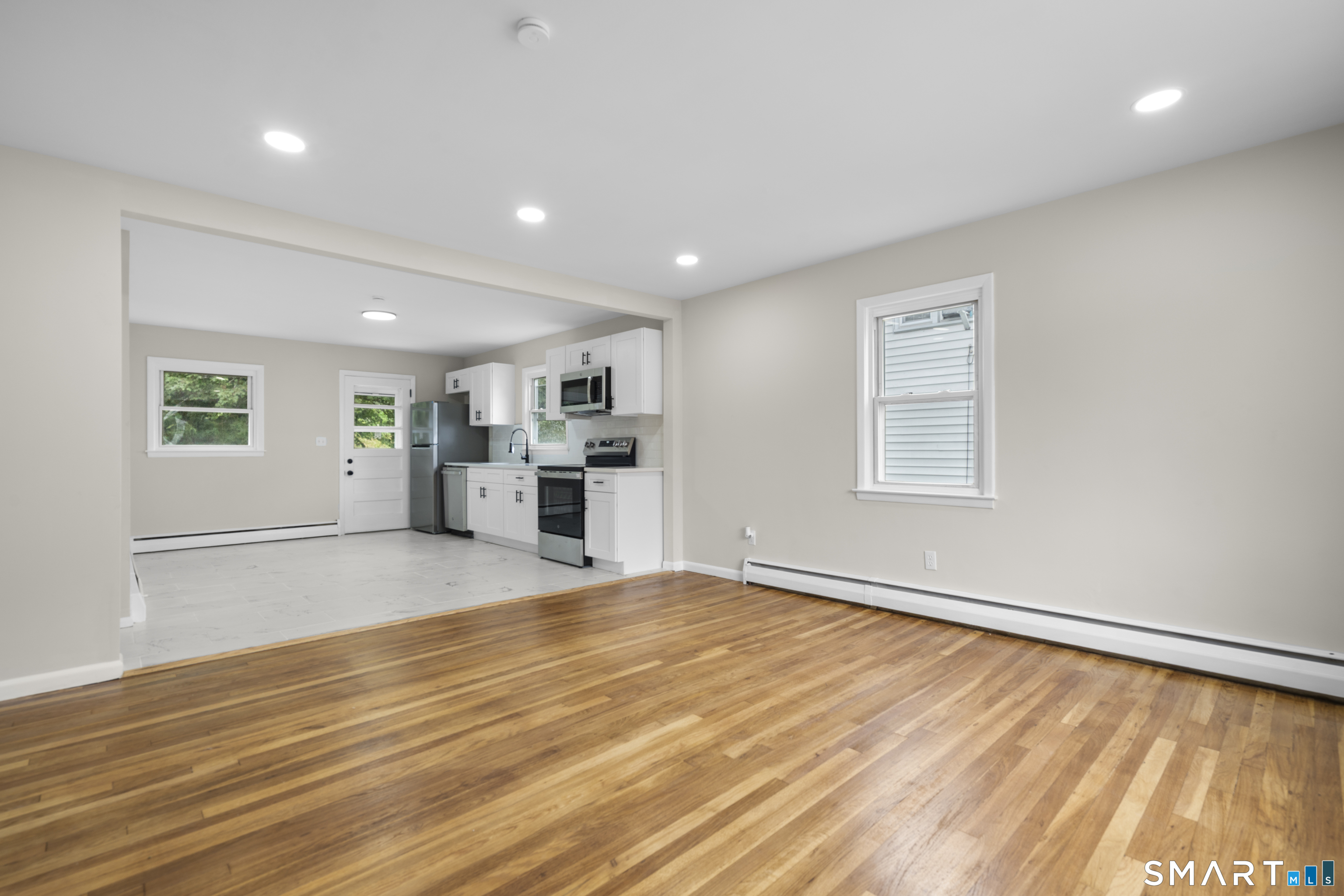 329 Greenwood Street Property Photo 3