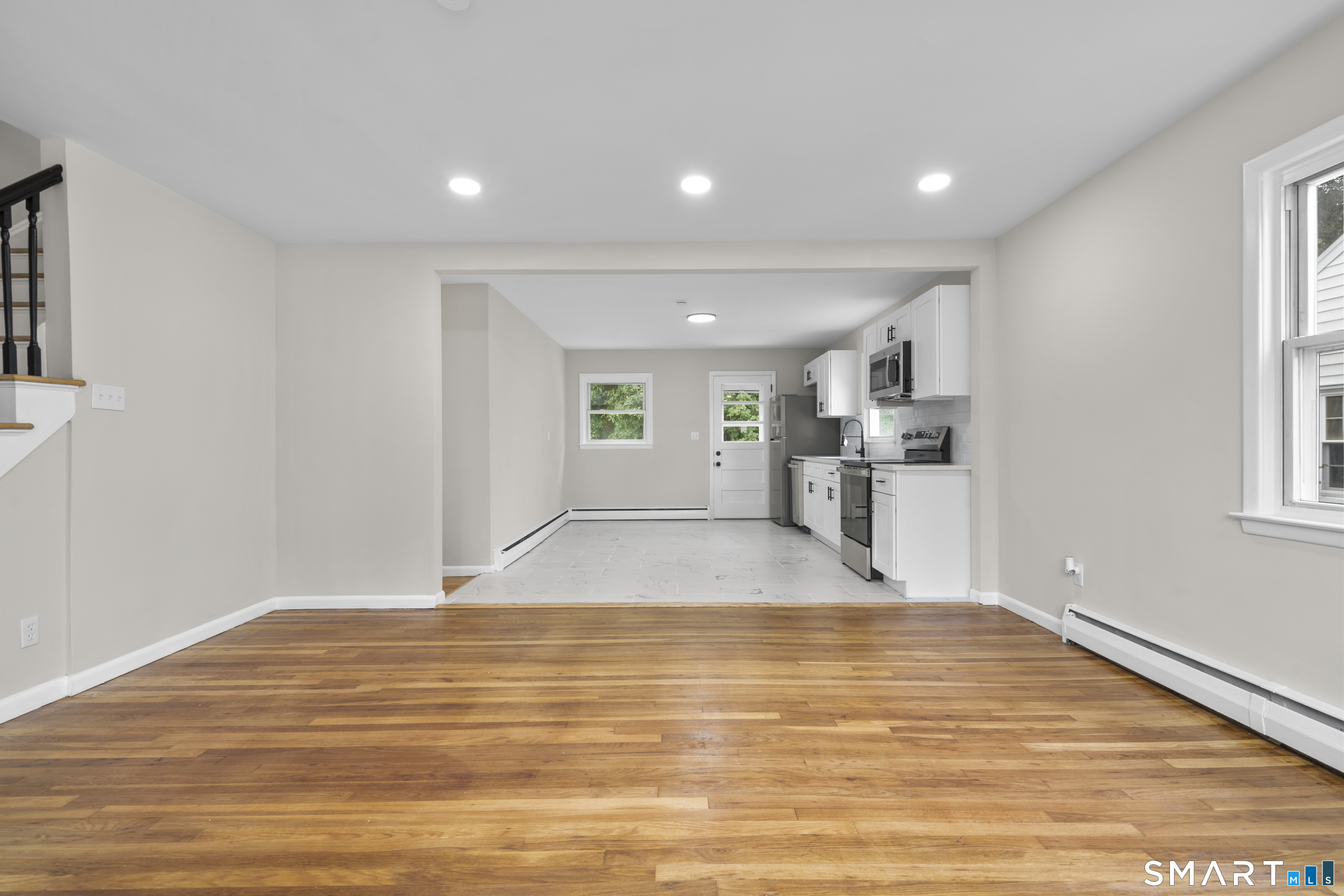 329 Greenwood Street Property Photo 7