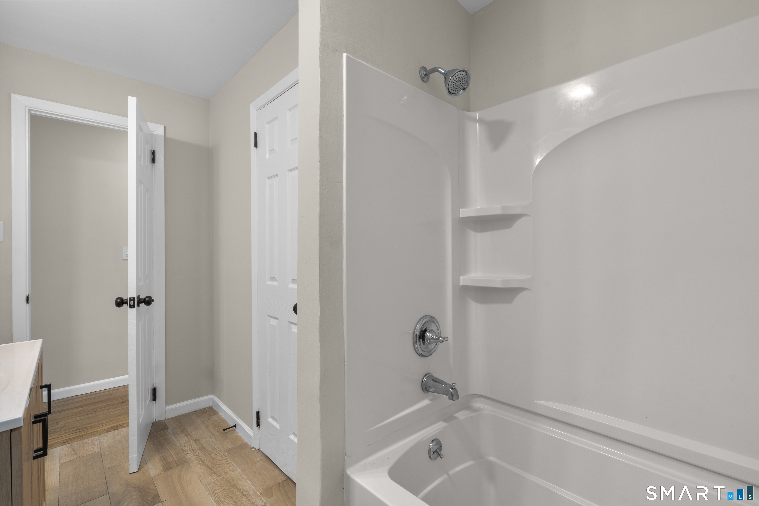 329 Greenwood Street Property Photo 18