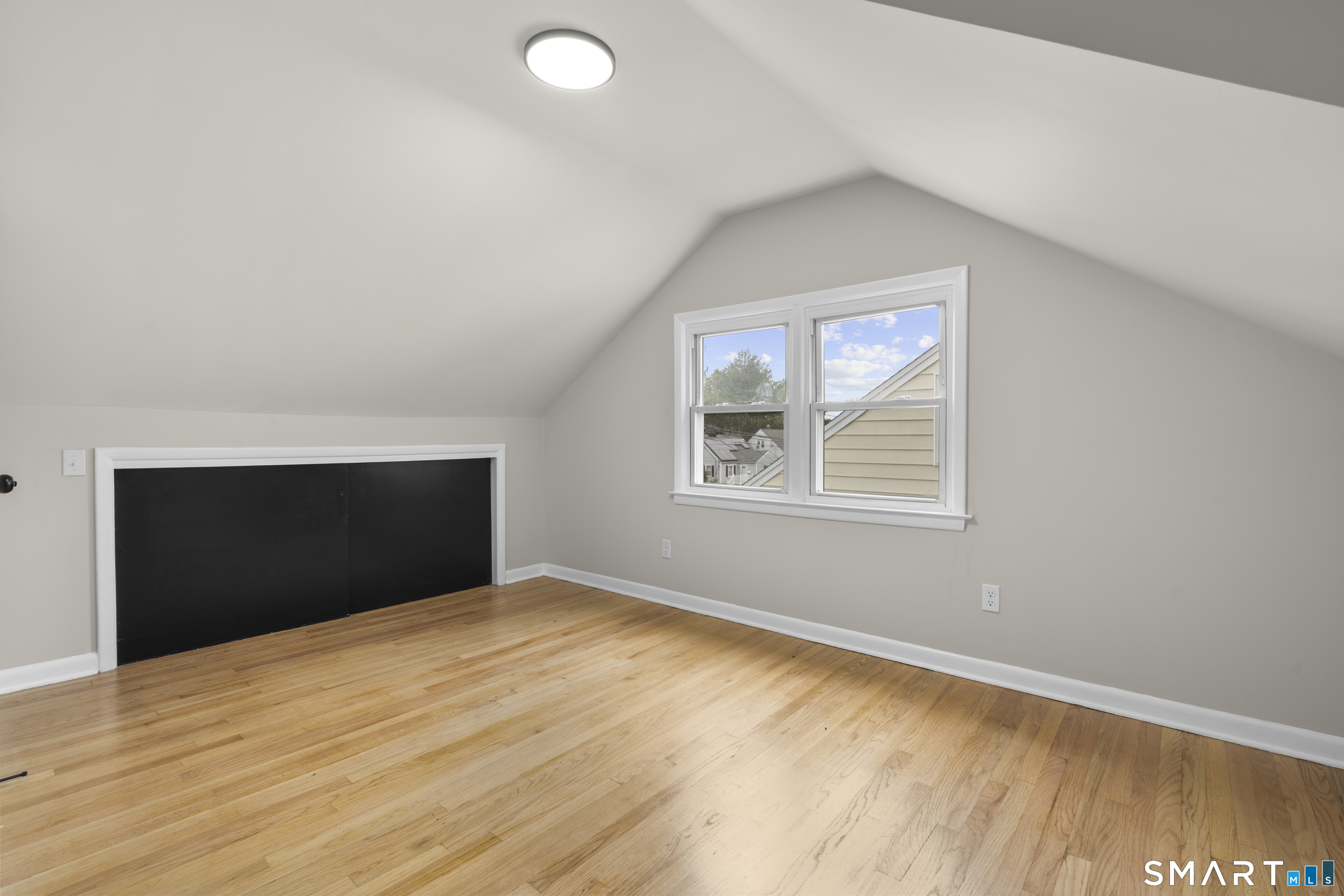 329 Greenwood Street Property Photo 21