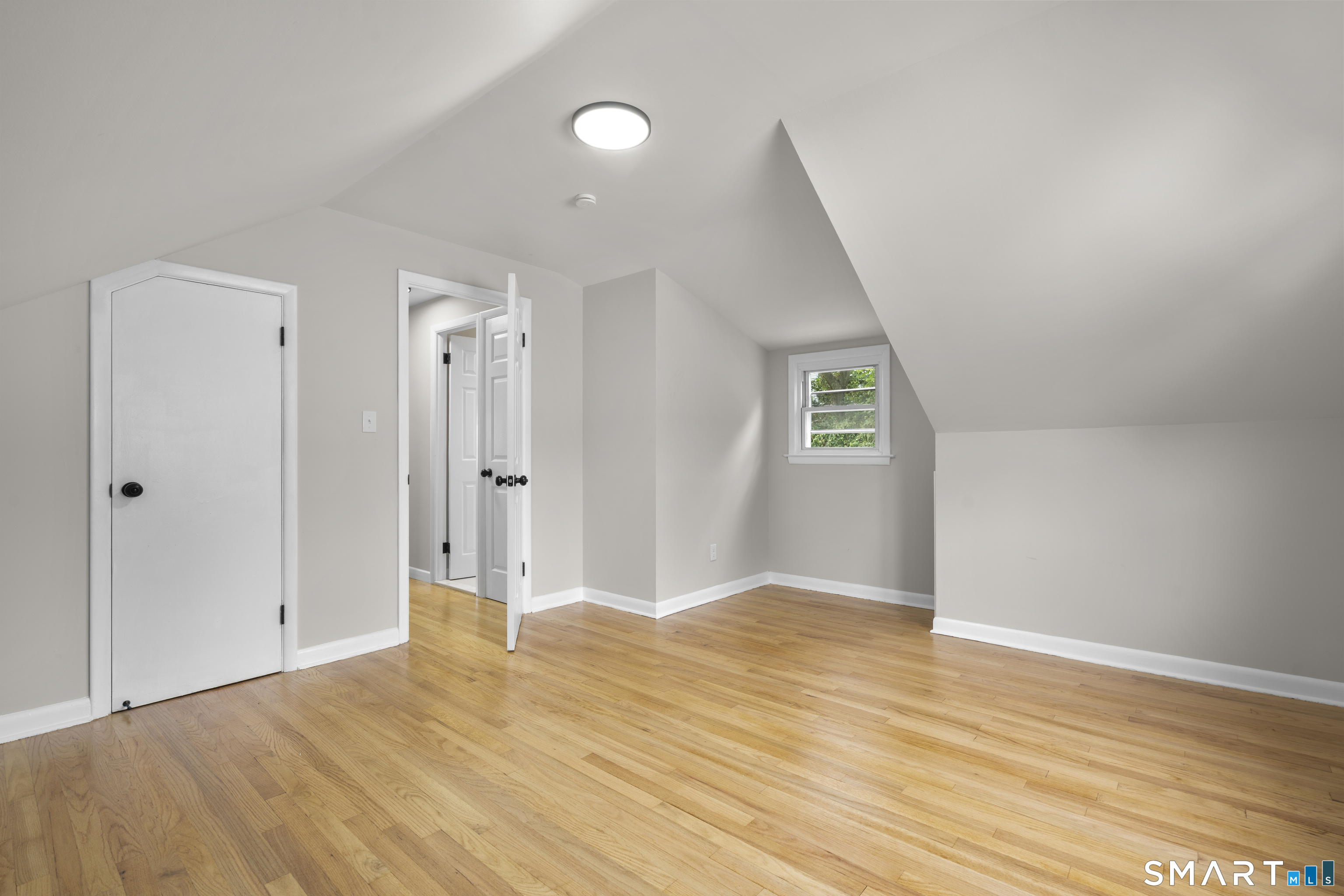 329 Greenwood Street Property Photo 26