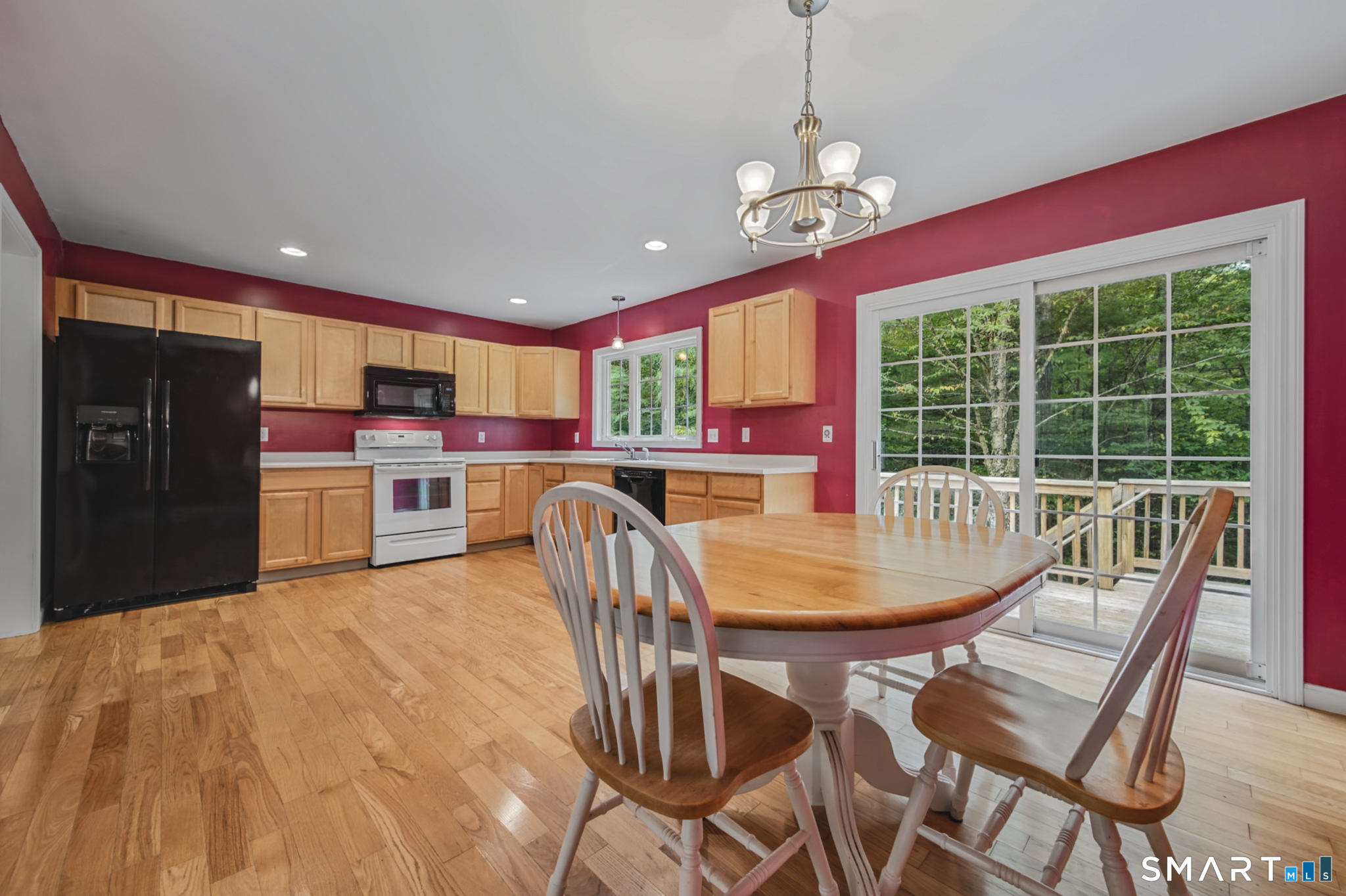 60 Tolland Avenue Property Photo 23