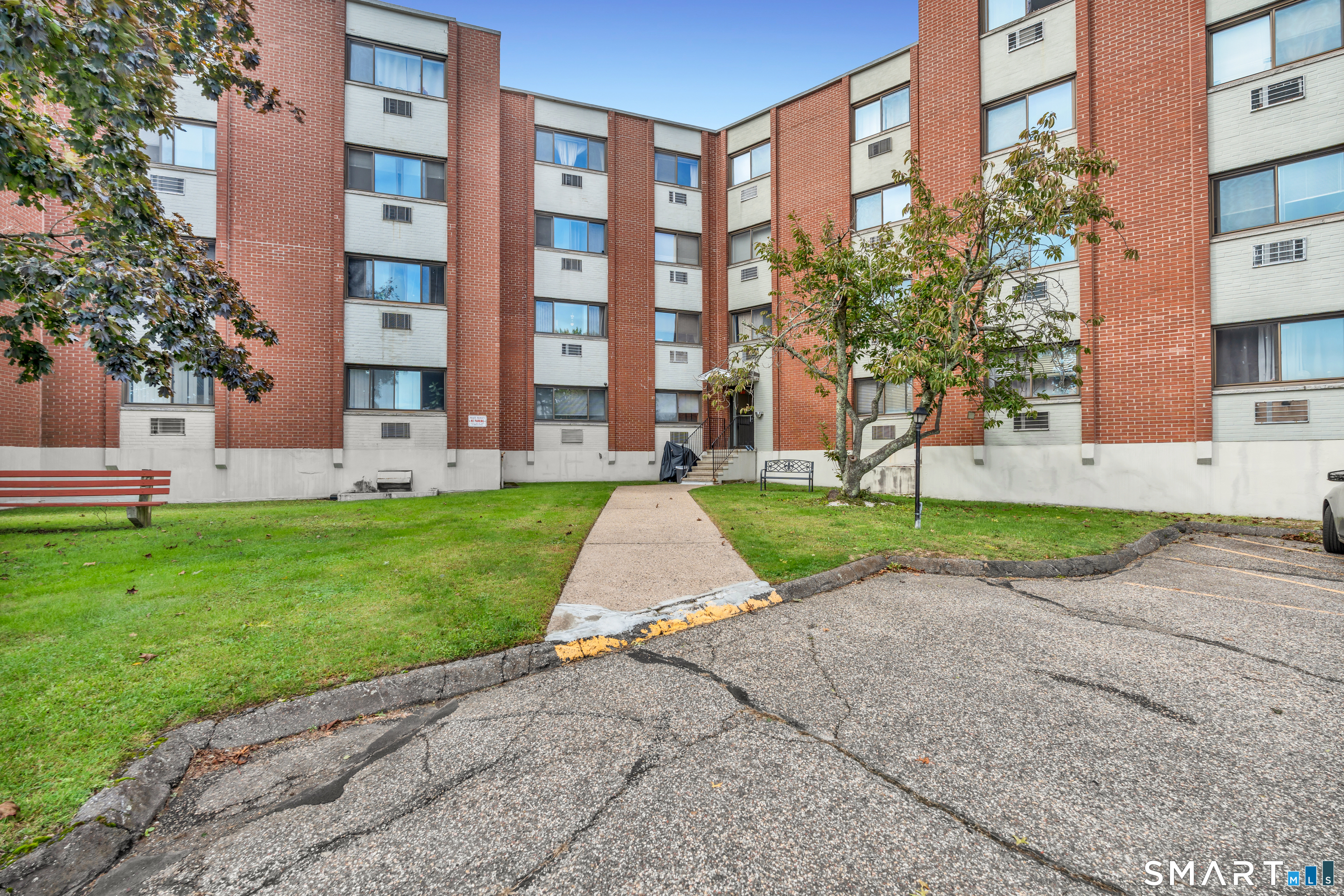 1700 Broadbridge C48 Avenue Property Photo 1