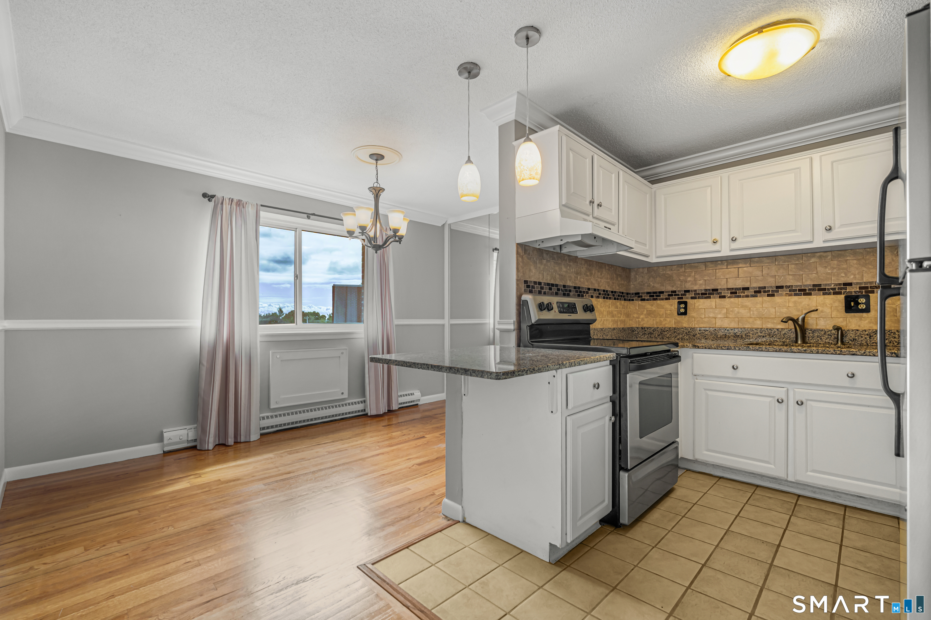1700 Broadbridge C48 Avenue Property Photo 25