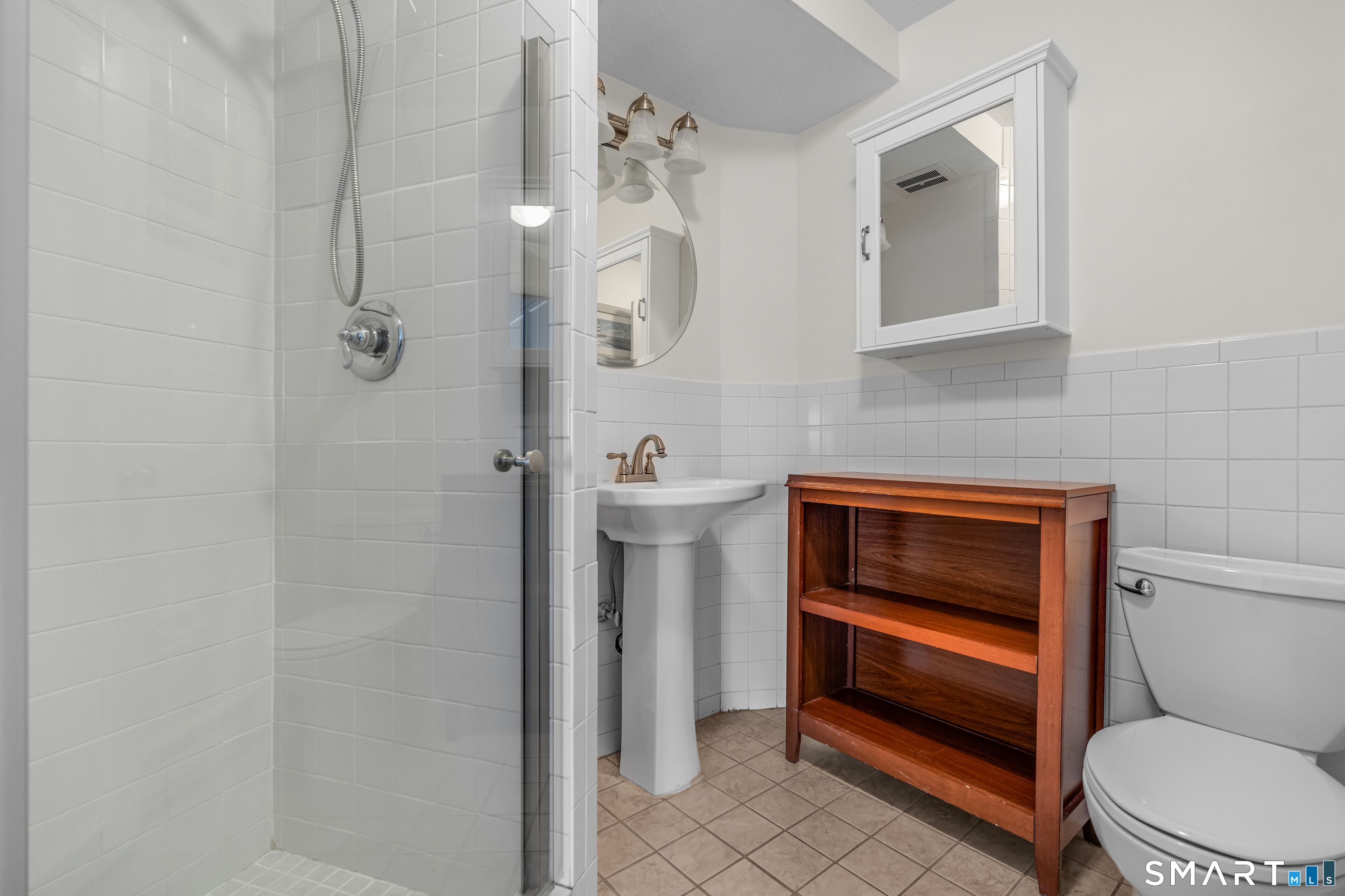 1700 Broadbridge C48 Avenue Property Photo 36