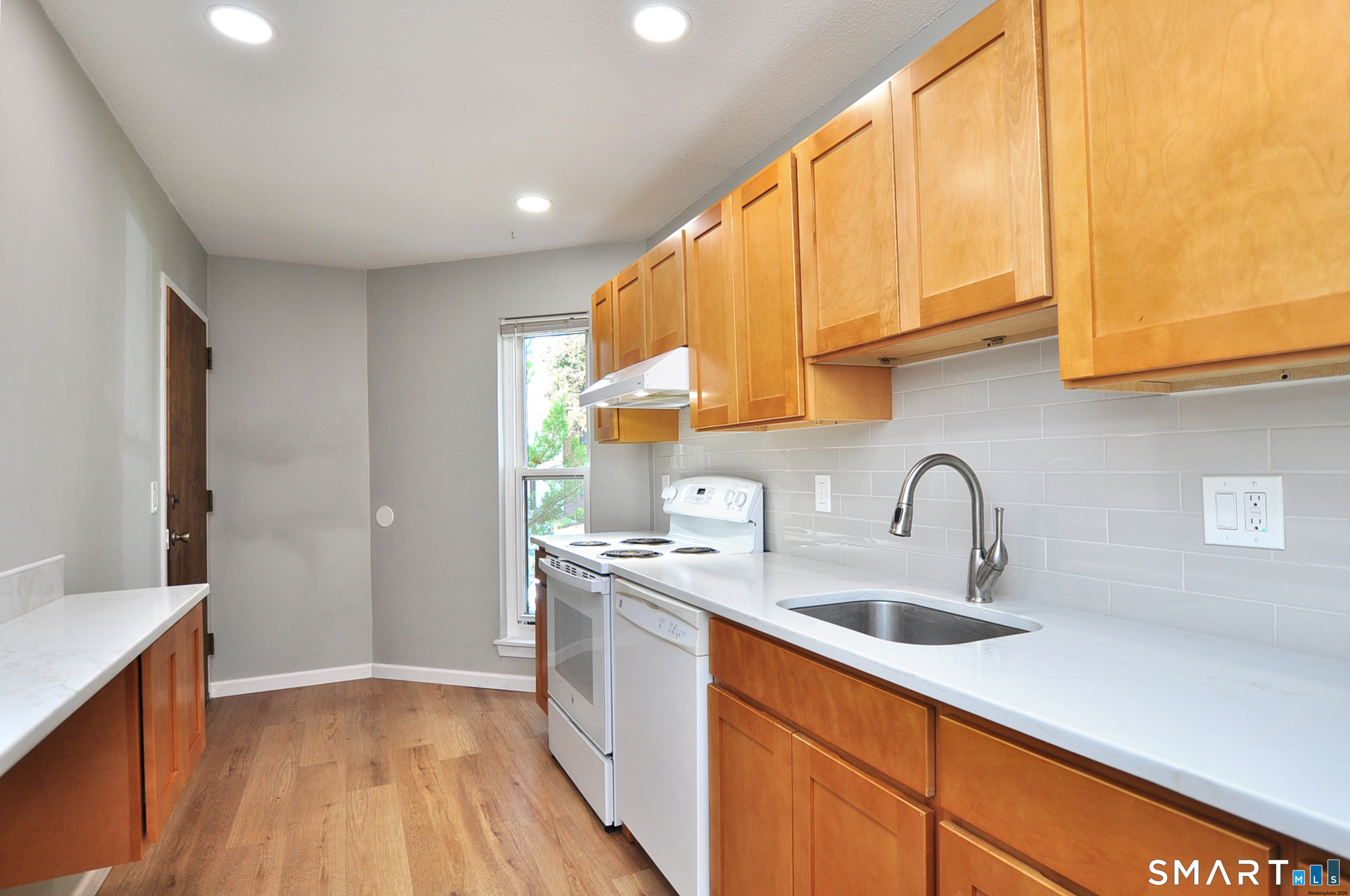 65 Wellington 65 Drive Property Photo 5