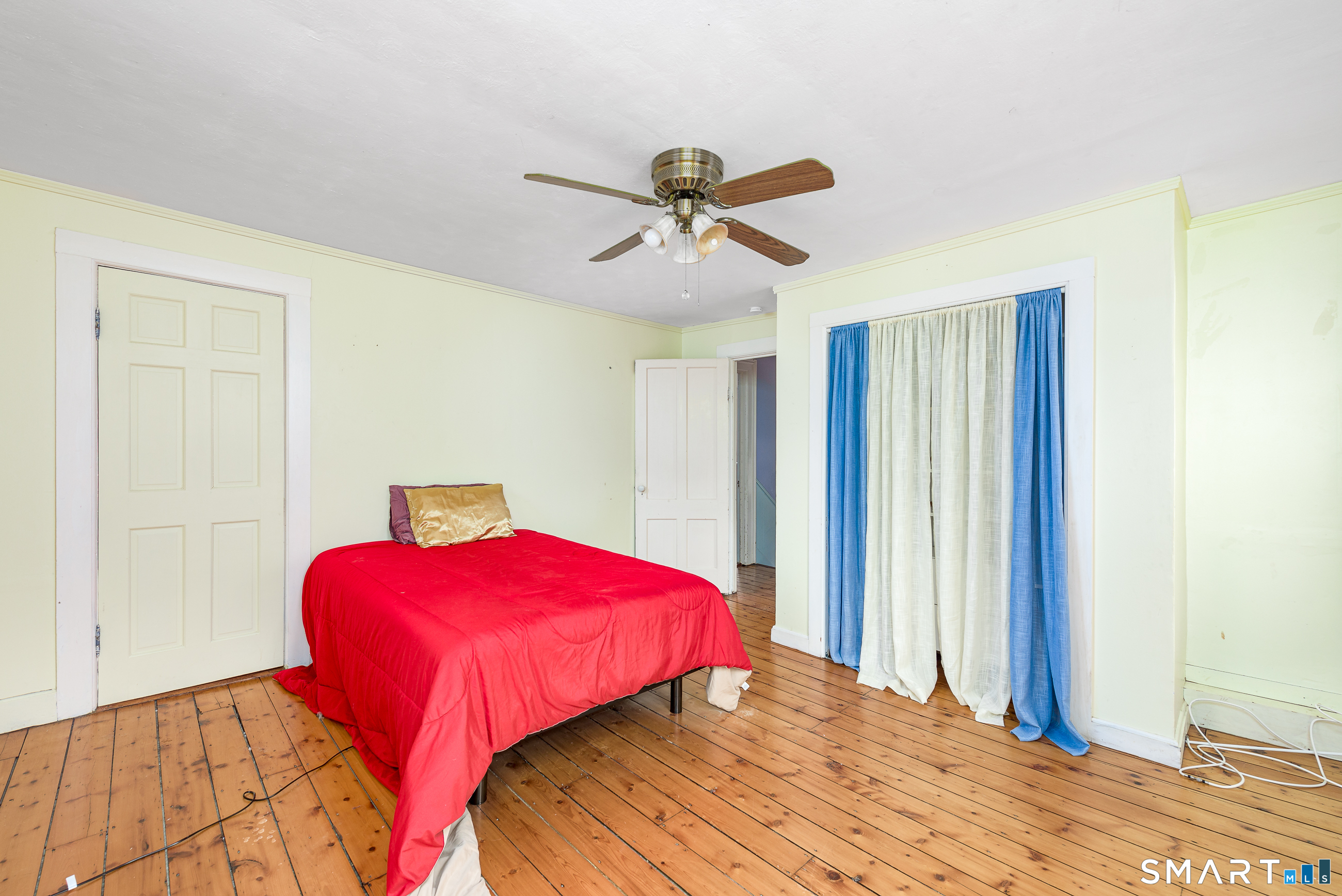 653 Vauxhall St Extension Property Photo 27