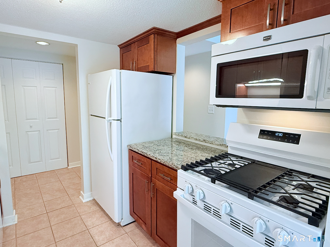 102 Brookwood C Drive Property Photo 2