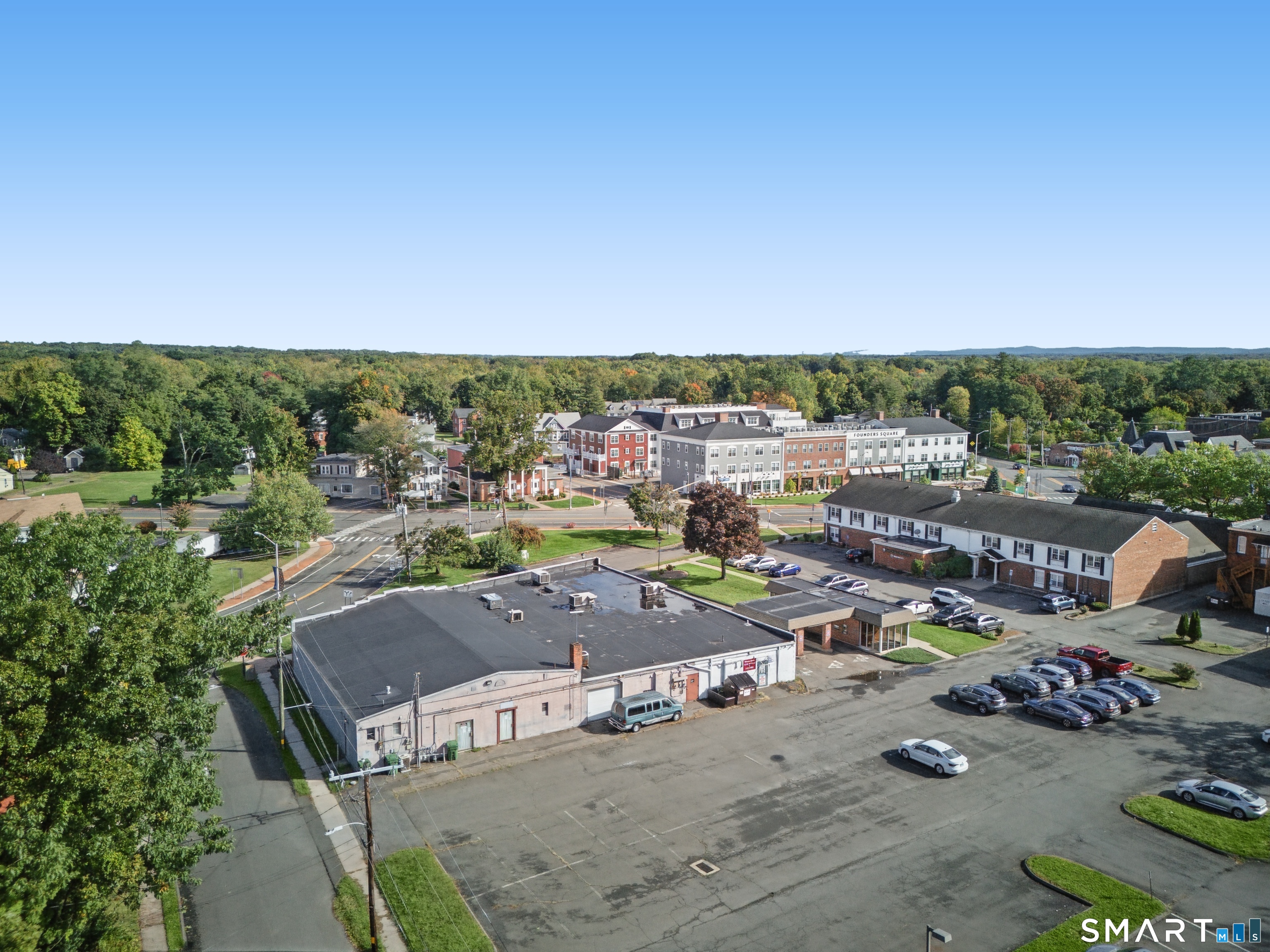24211455 Property Photo 11