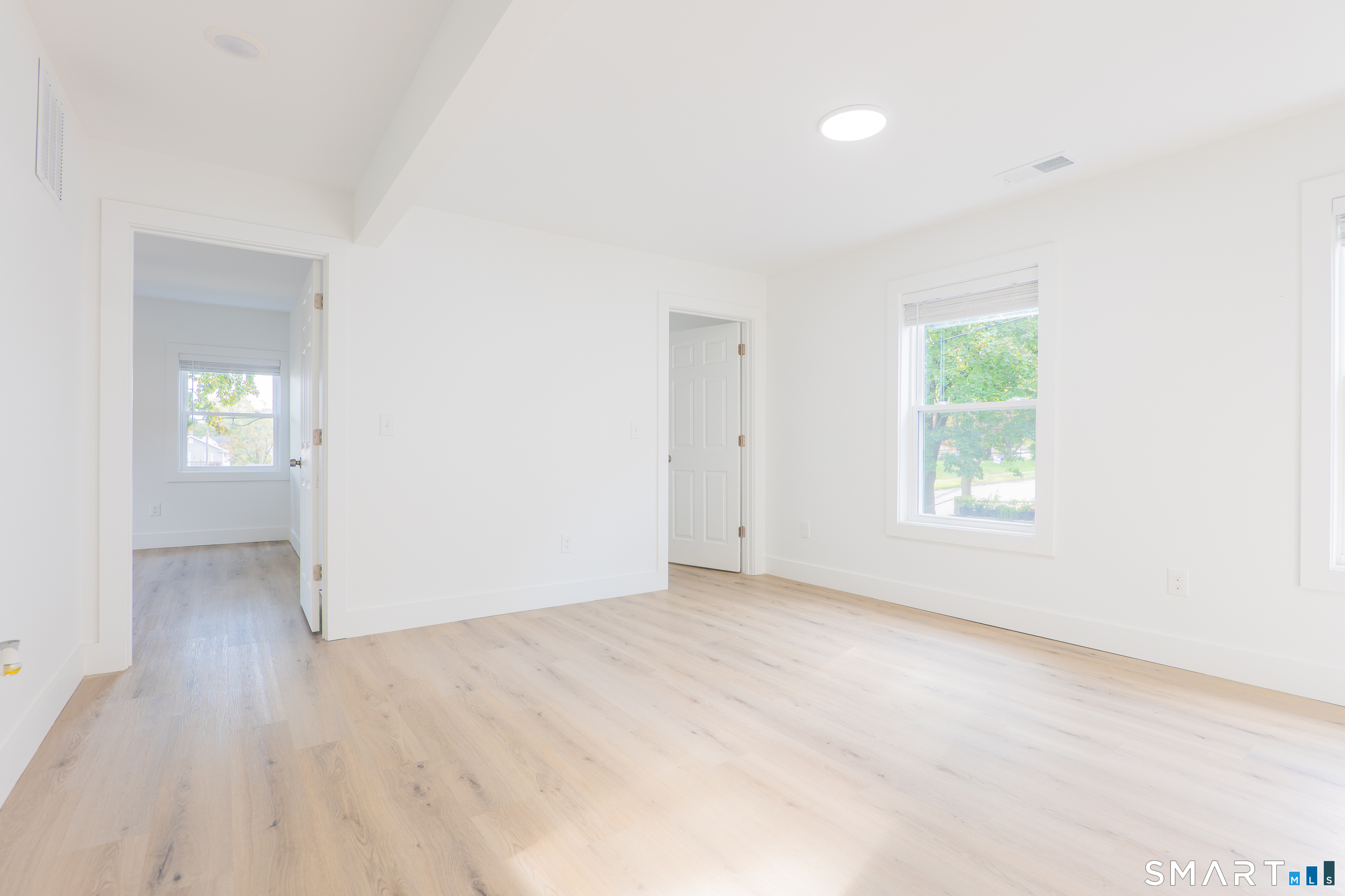 9 Hoyt 2 Street Property Photo 6