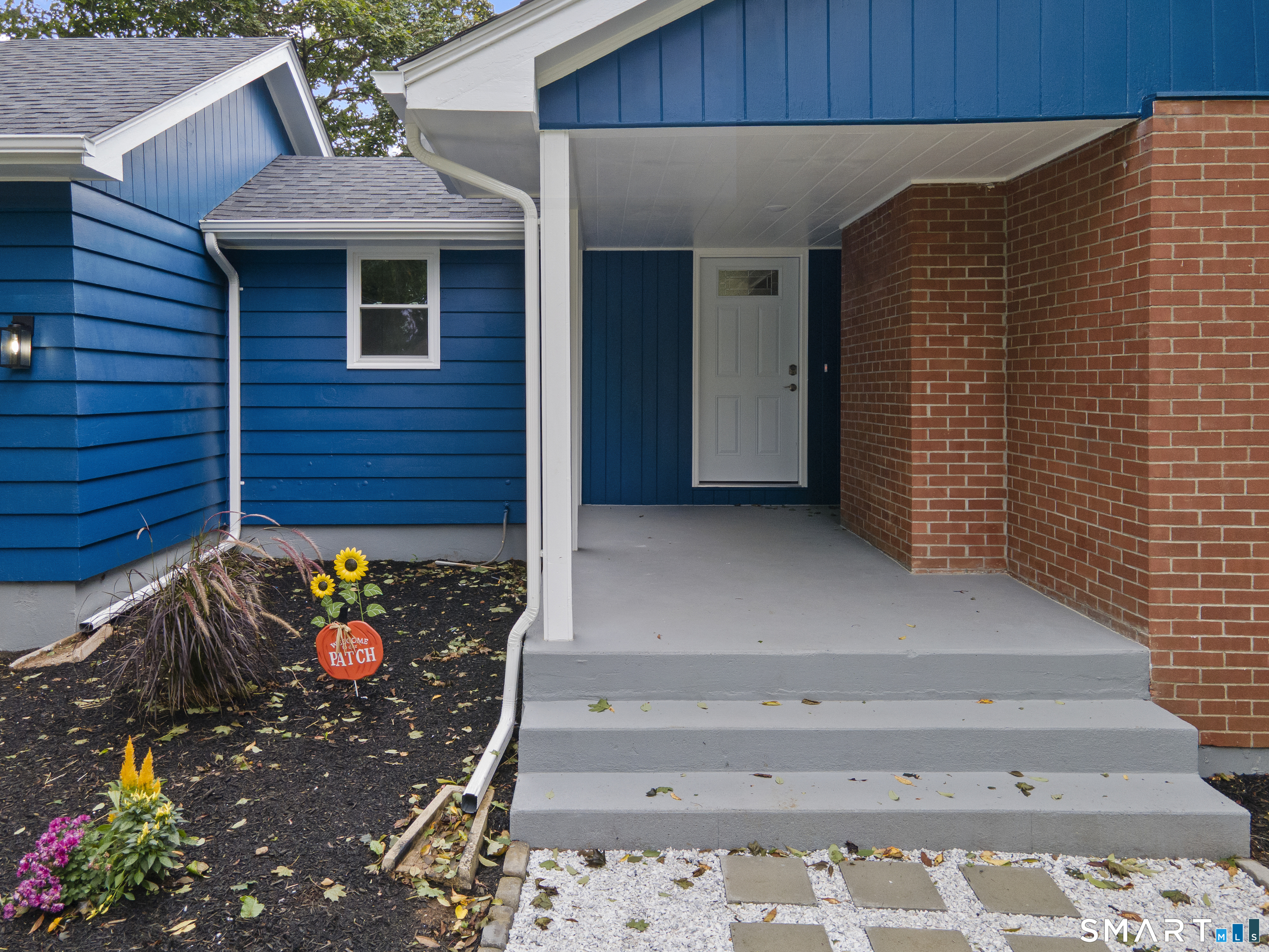 84 Plain Hill Road Property Photo 2