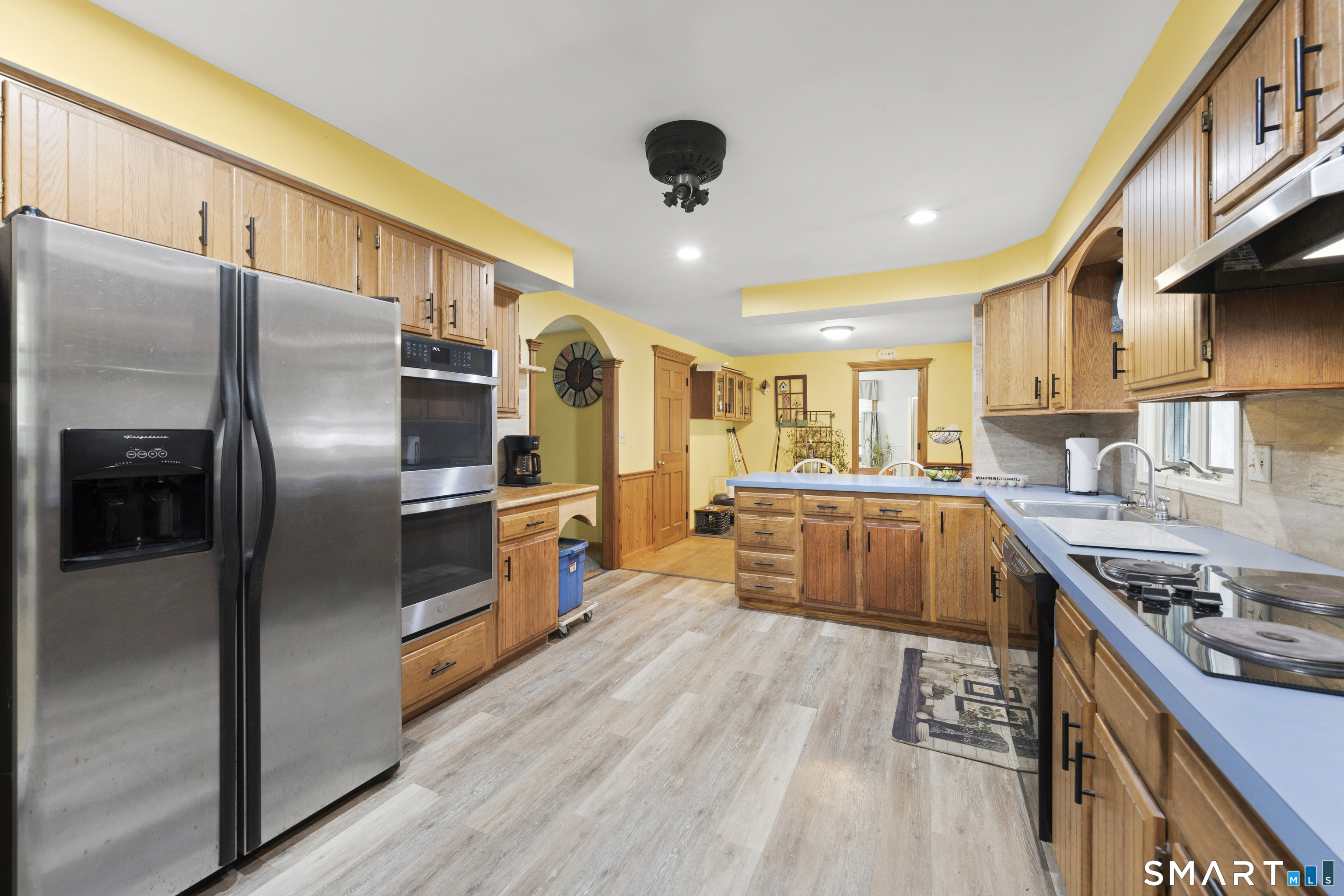 531 George Washington Road Property Photo 4
