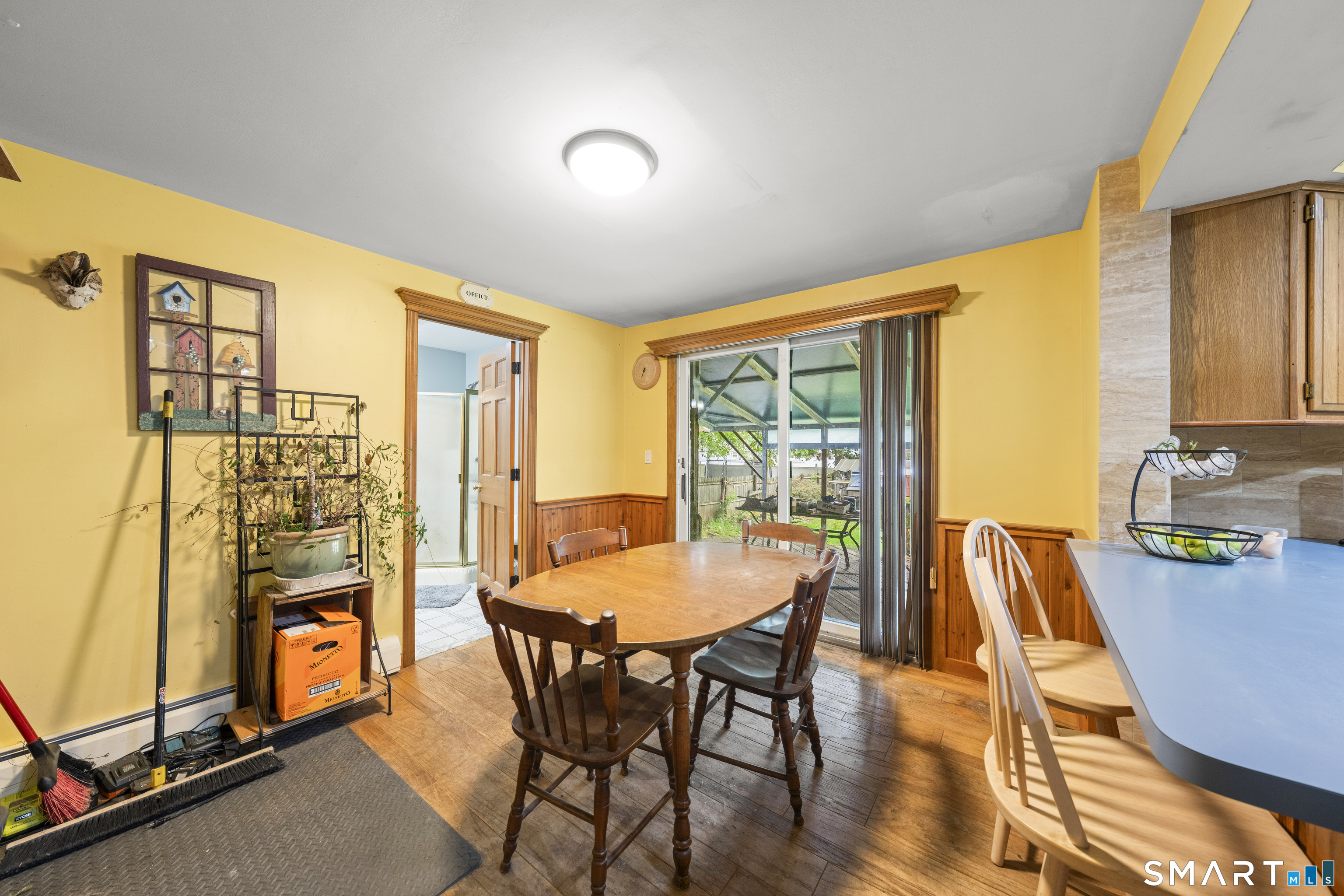 531 George Washington Road Property Photo 6