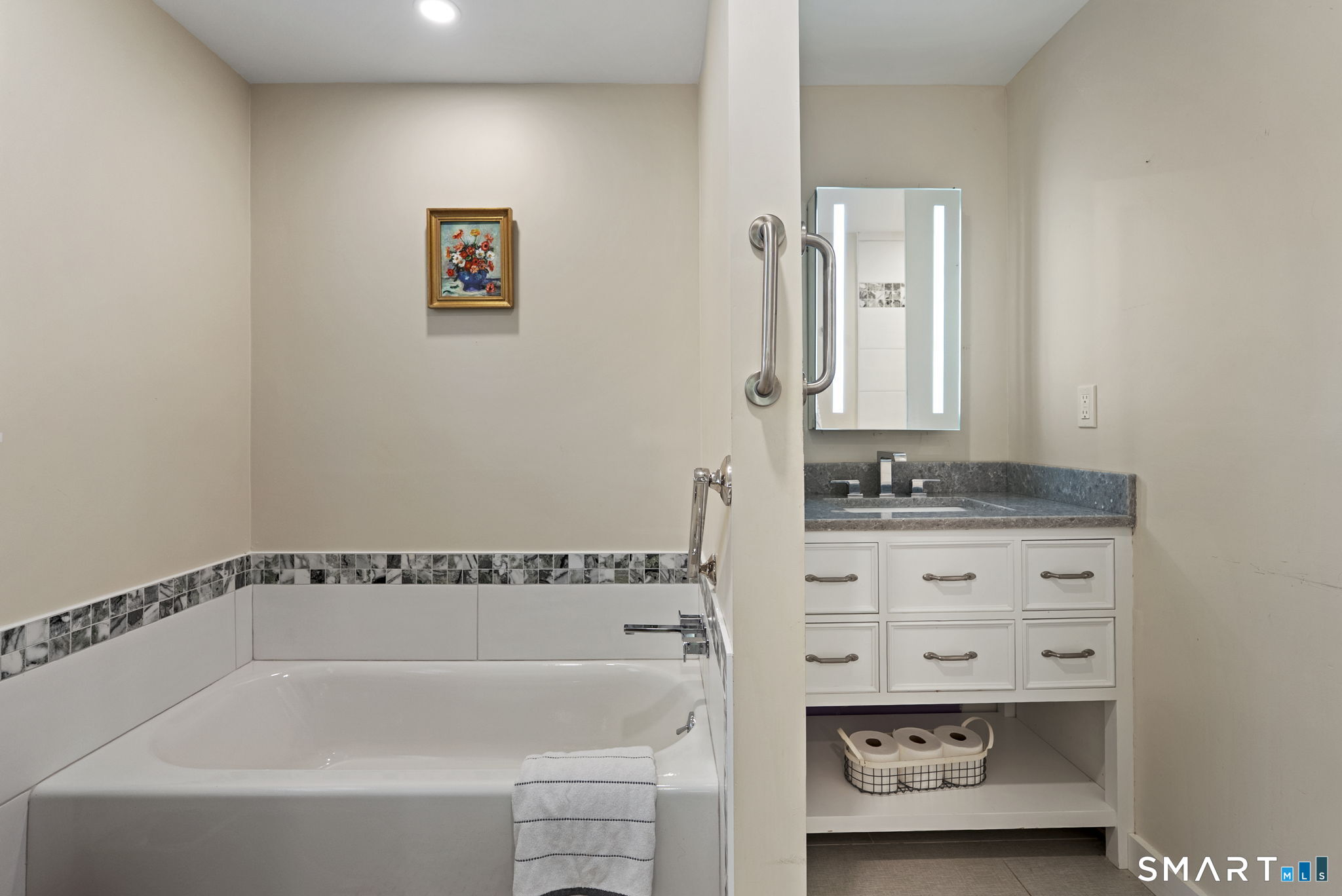 86 Fenwood Drive Property Photo 26