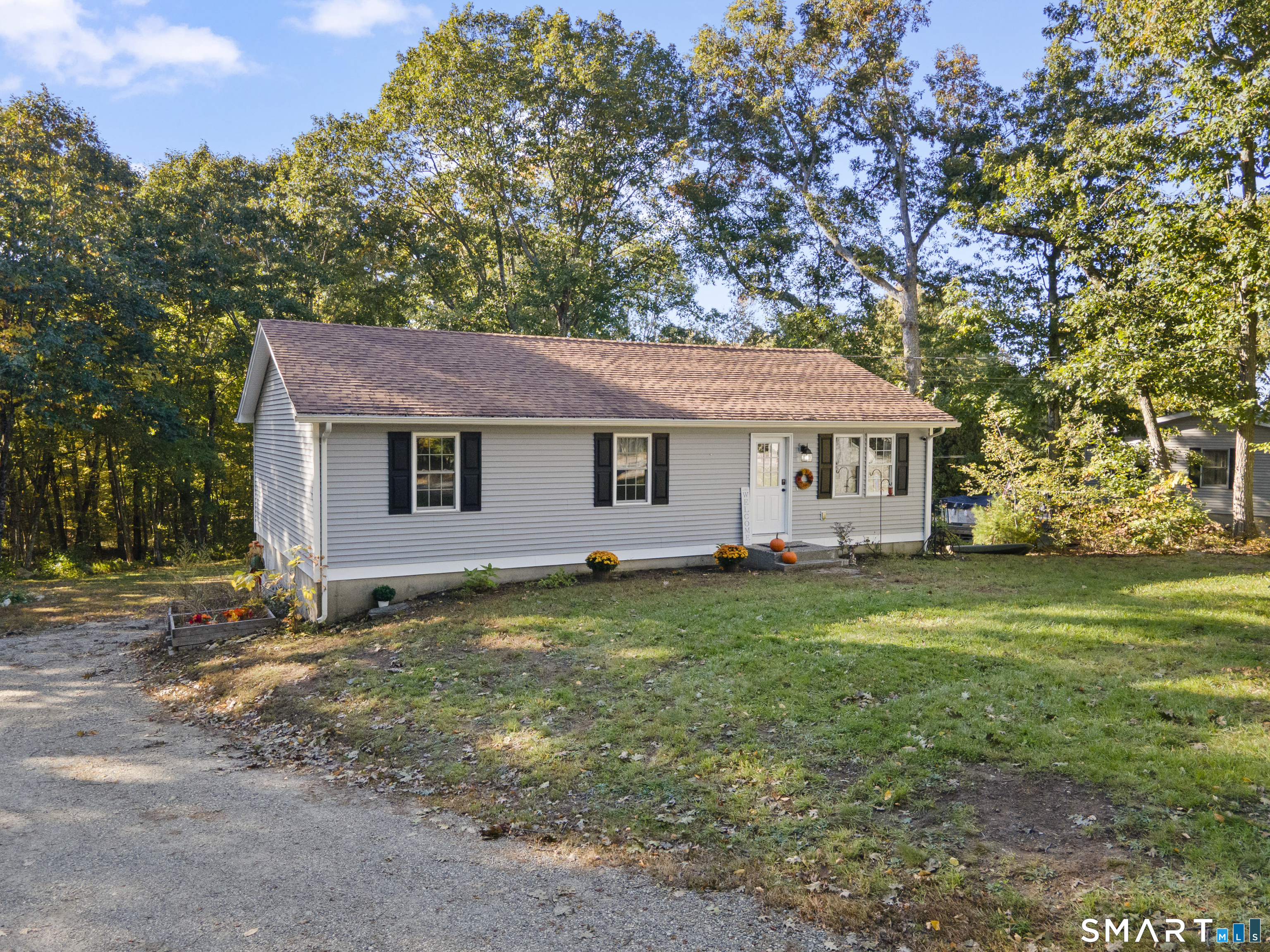 549 Squaw Rock Rd Extension Property Photo 1