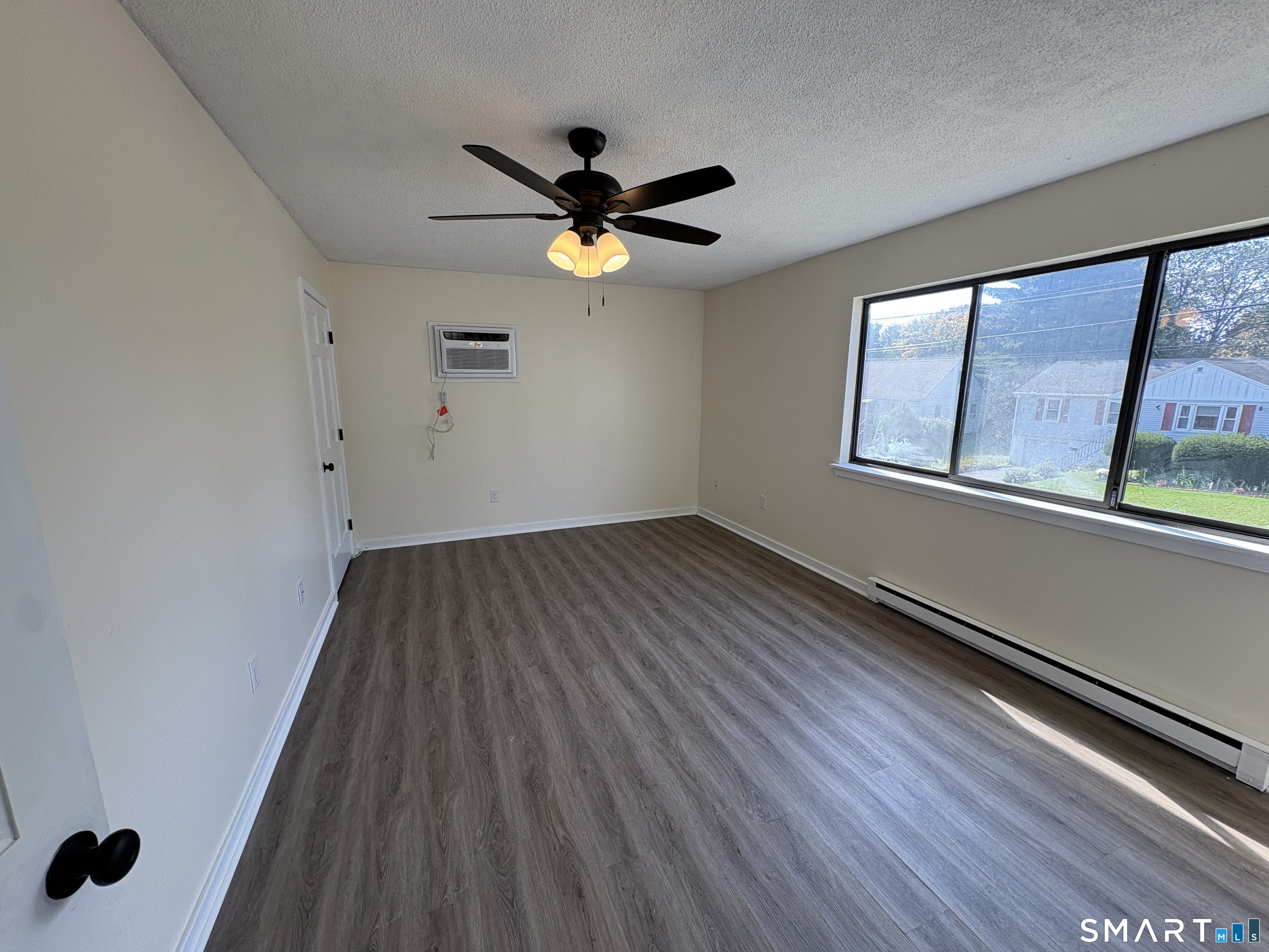 28-32 Starr 9 Avenue Property Photo 8