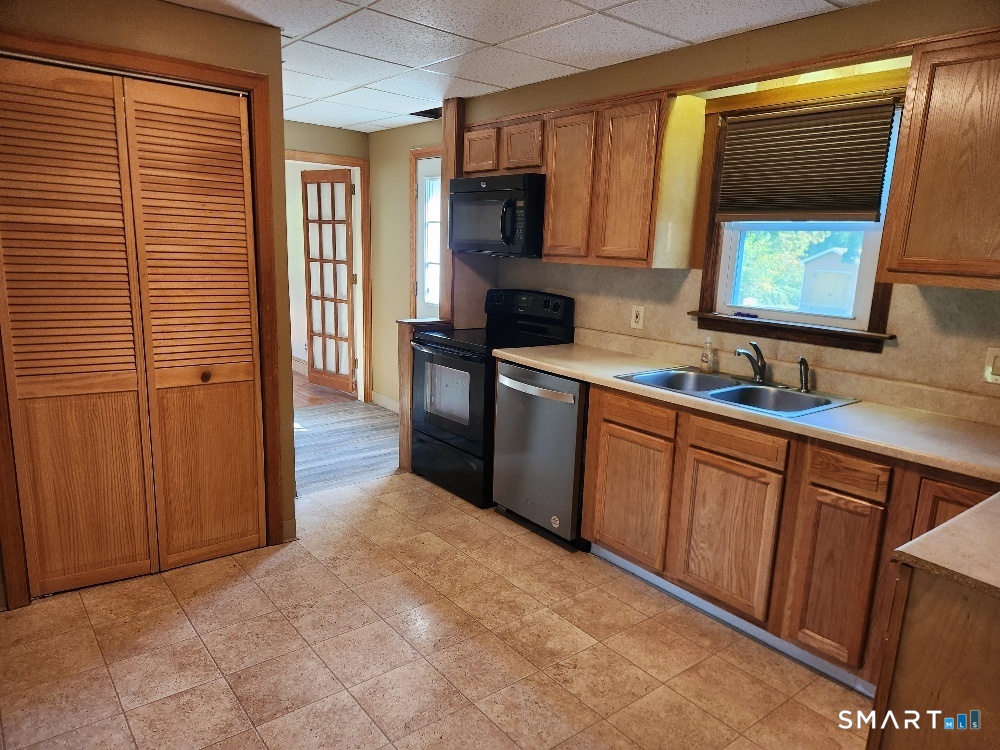 24 Lovers Lane Property Photo 7