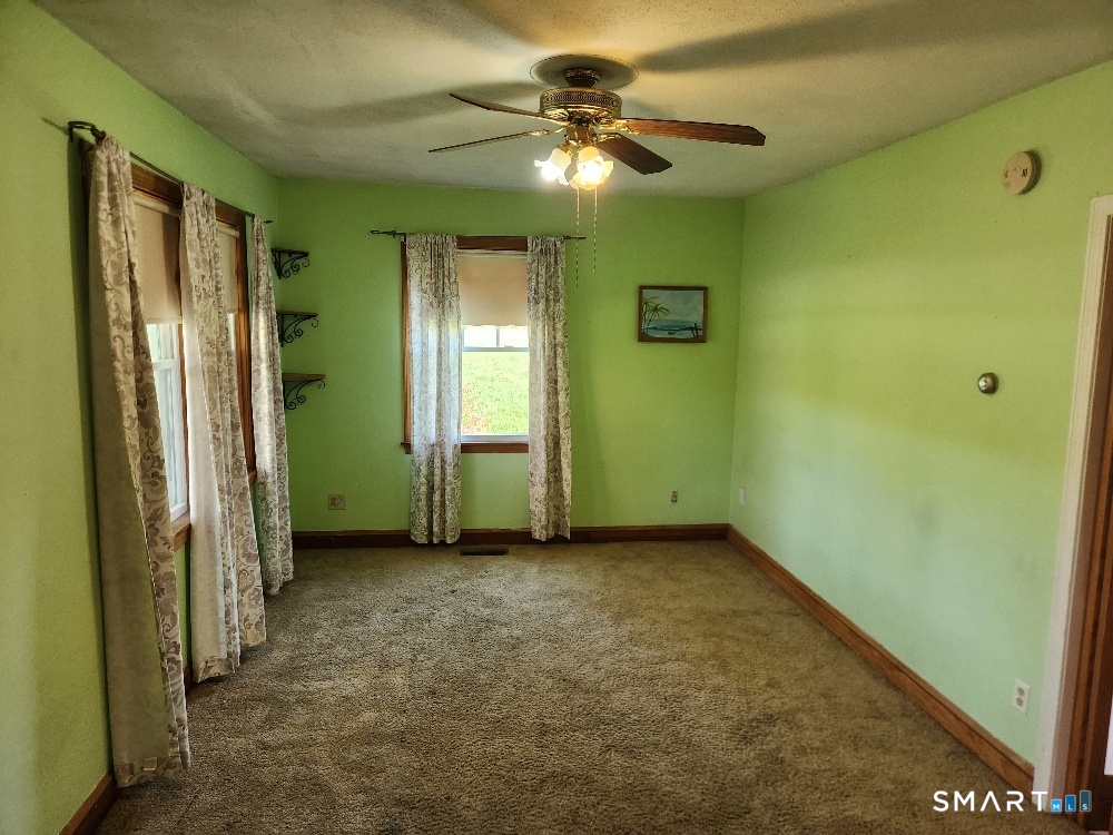 24 Lovers Lane Property Photo 9