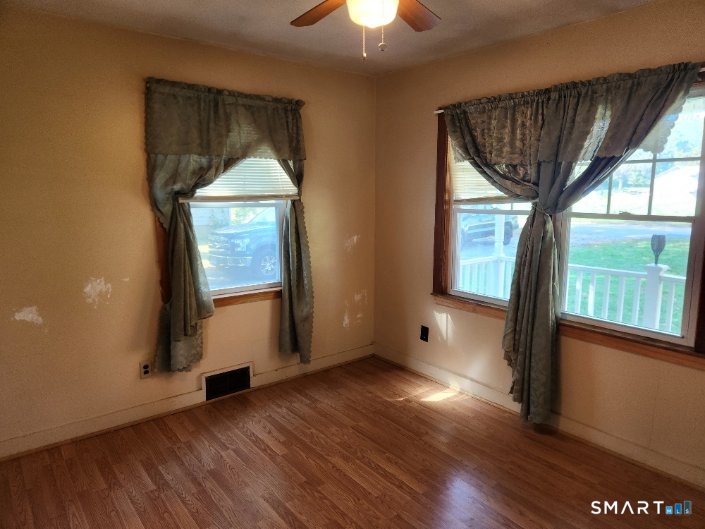24 Lovers Lane Property Photo 11