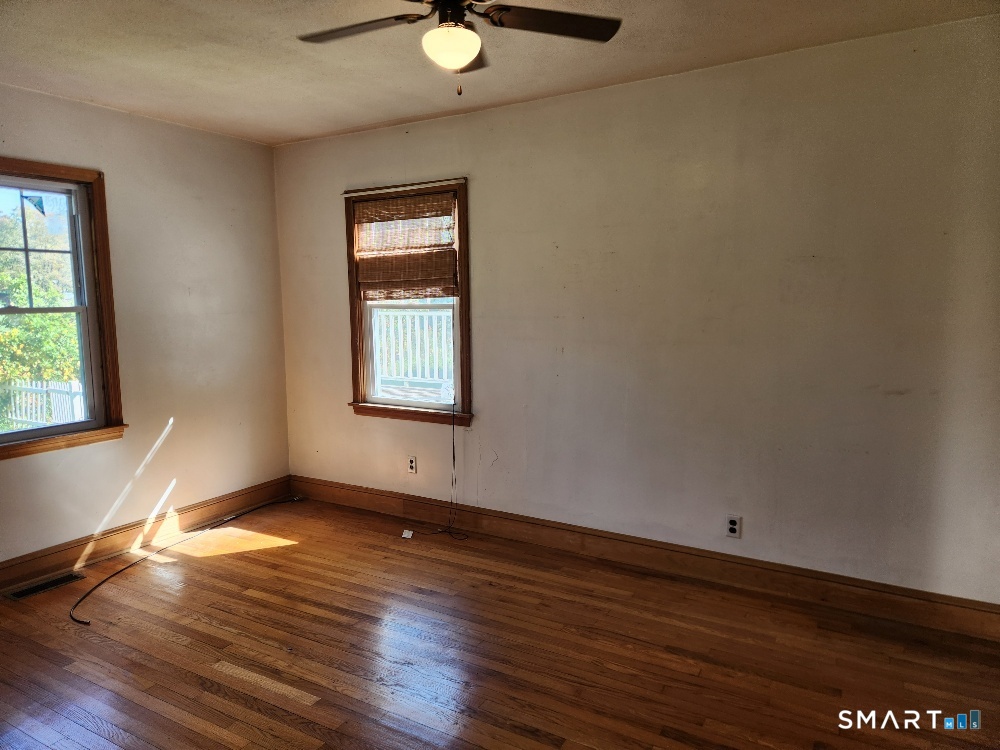 24 Lovers Lane Property Photo 12
