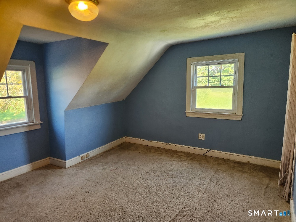 24 Lovers Lane Property Photo 18