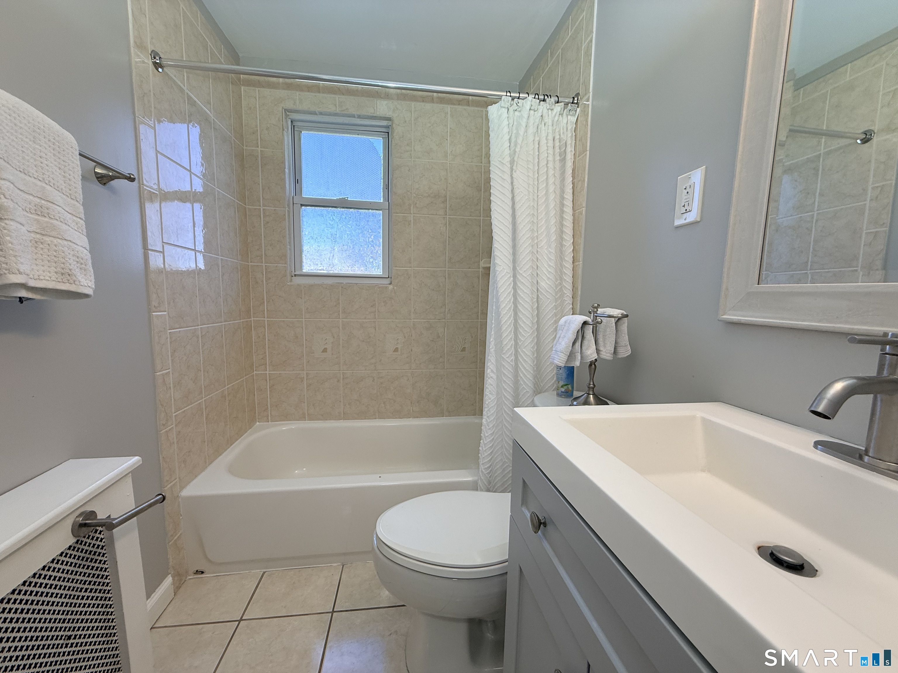 1076 Main East 1 Street Property Photo 23