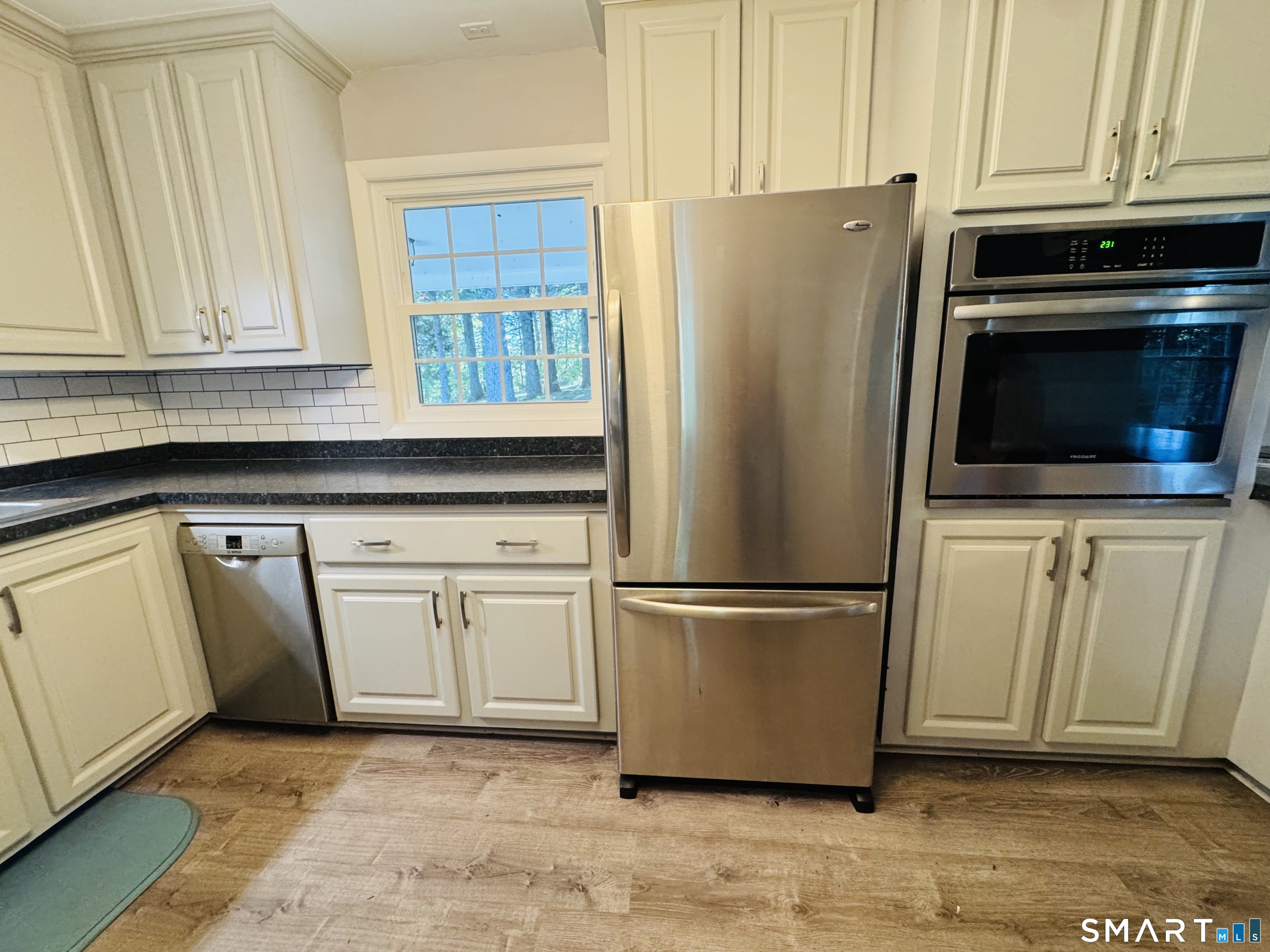 540 Squaw Rock Road Property Photo 13