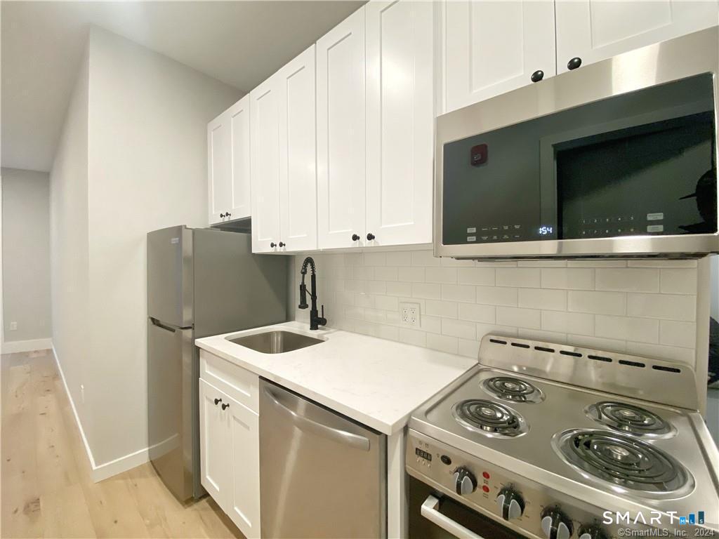 51 Wall 3 Street Property Photo 3