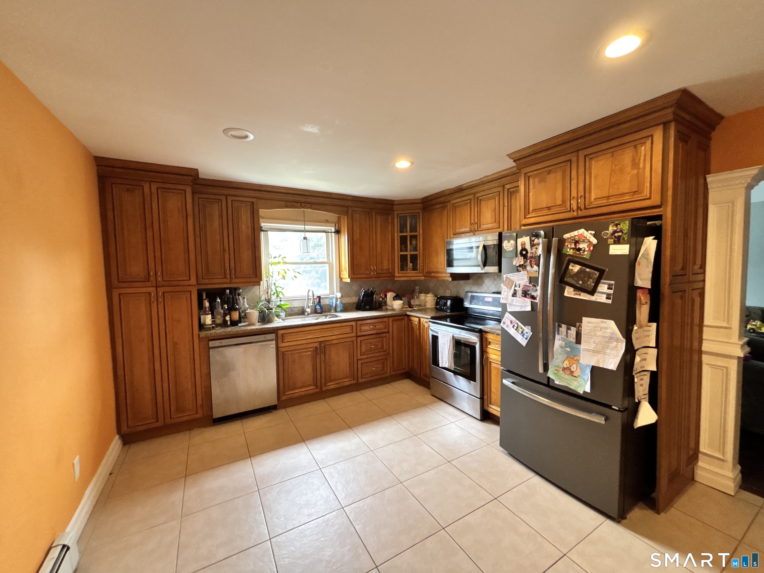 368 Platt Street Property Photo 4