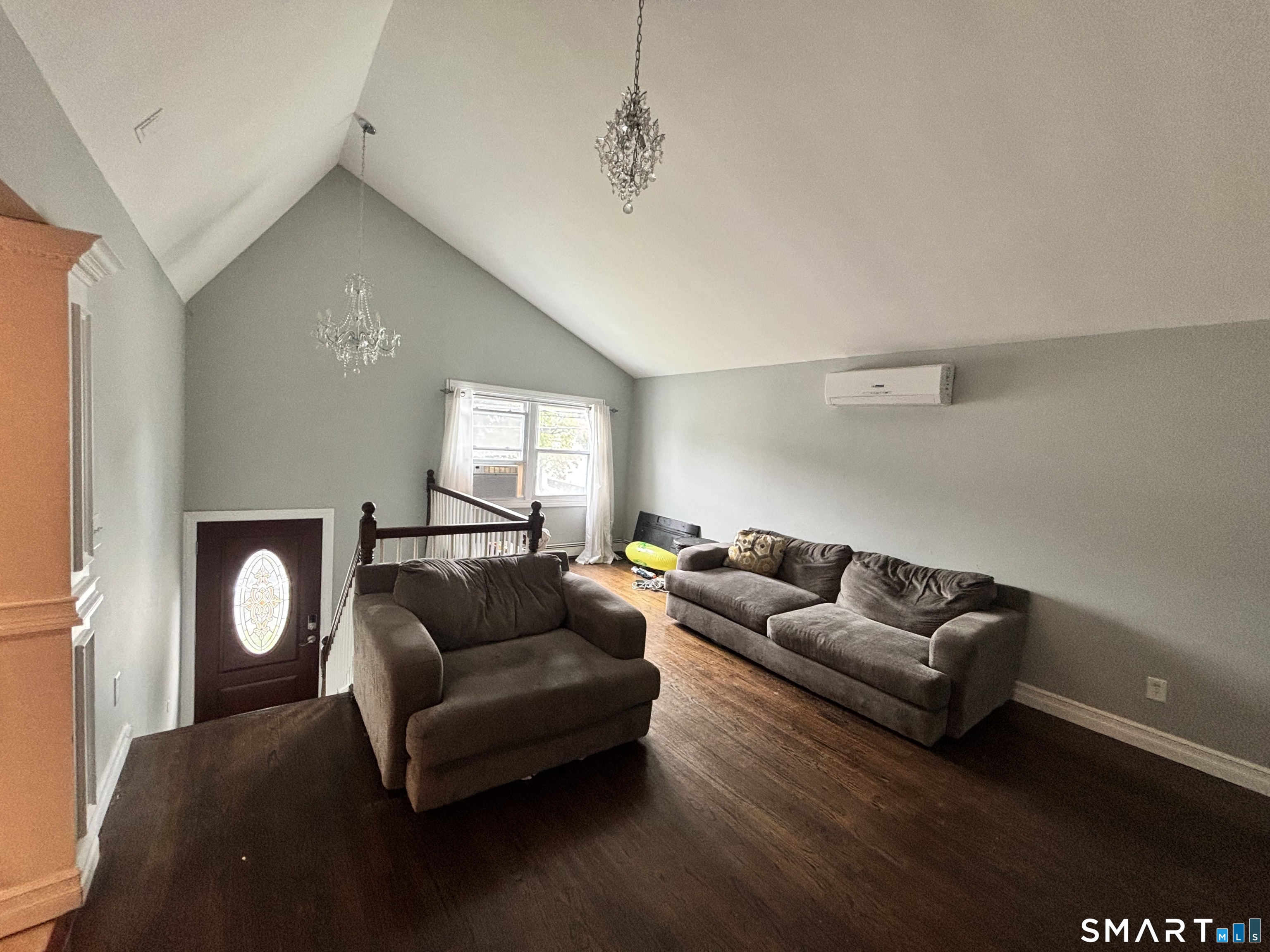 368 Platt Street Property Photo 5