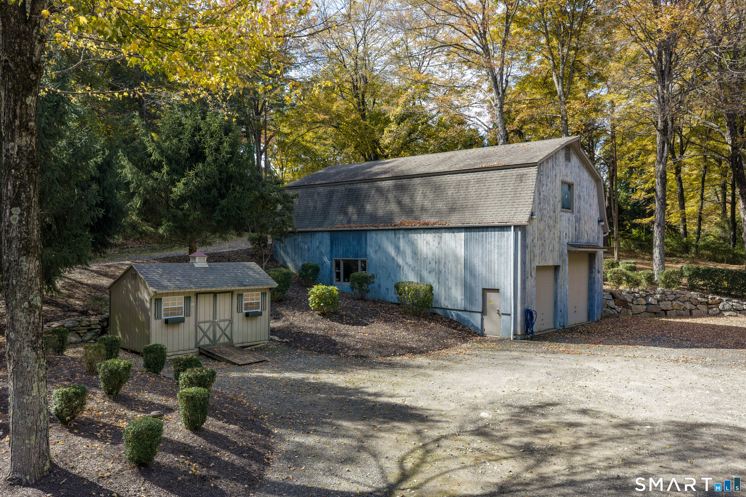 260 Umpawaug Road Property Photo 4