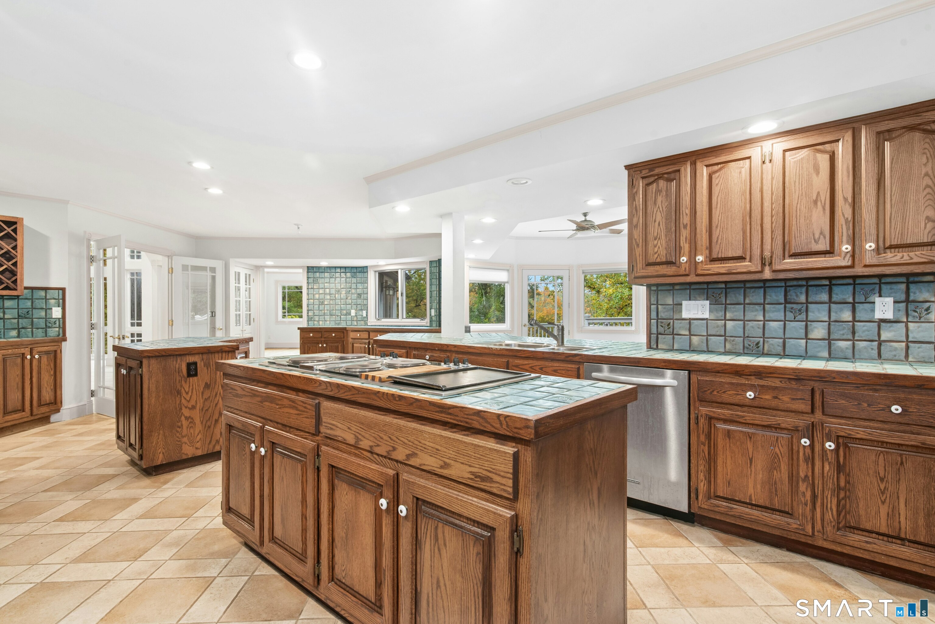 260 Umpawaug Road Property Photo 15