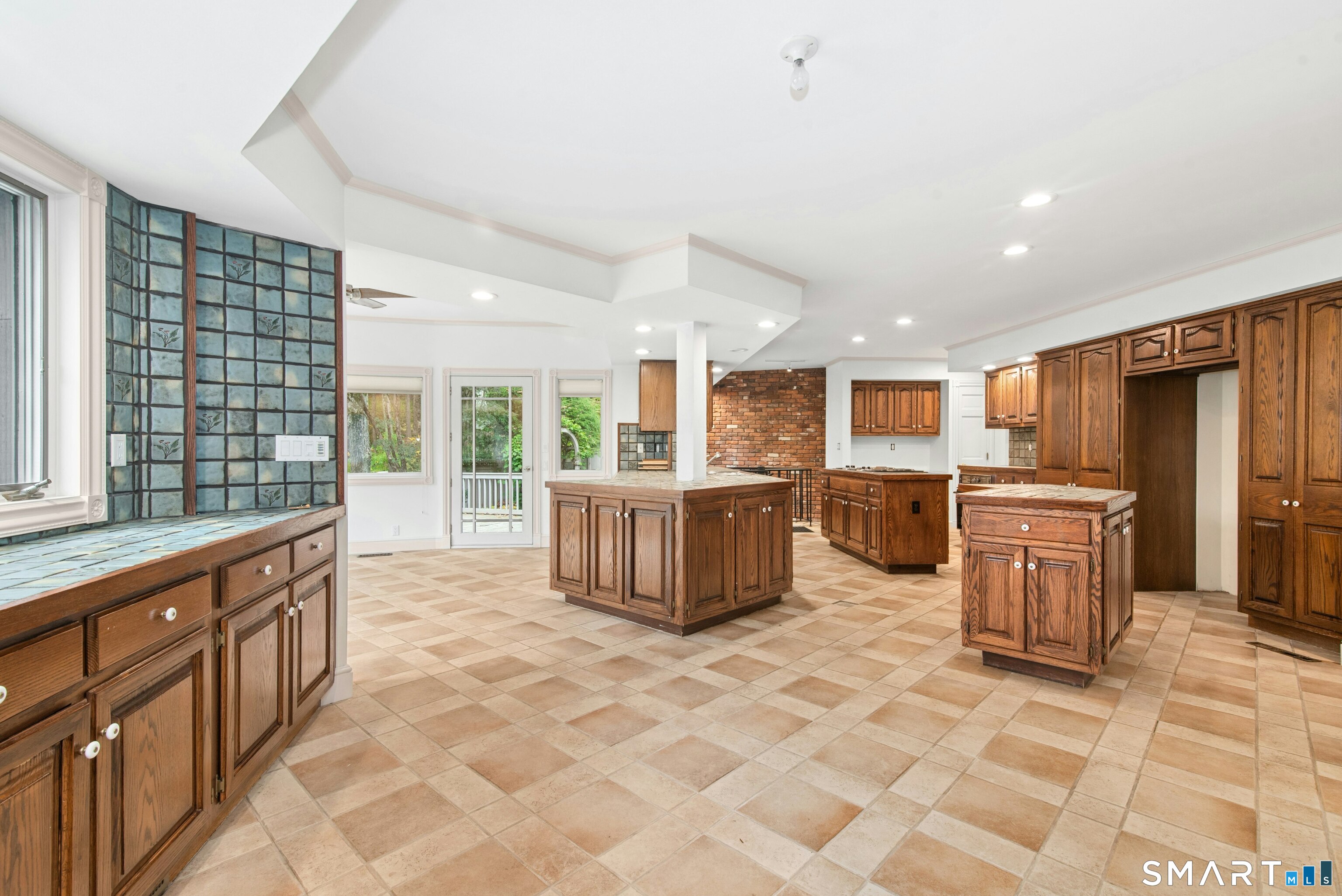260 Umpawaug Road Property Photo 17