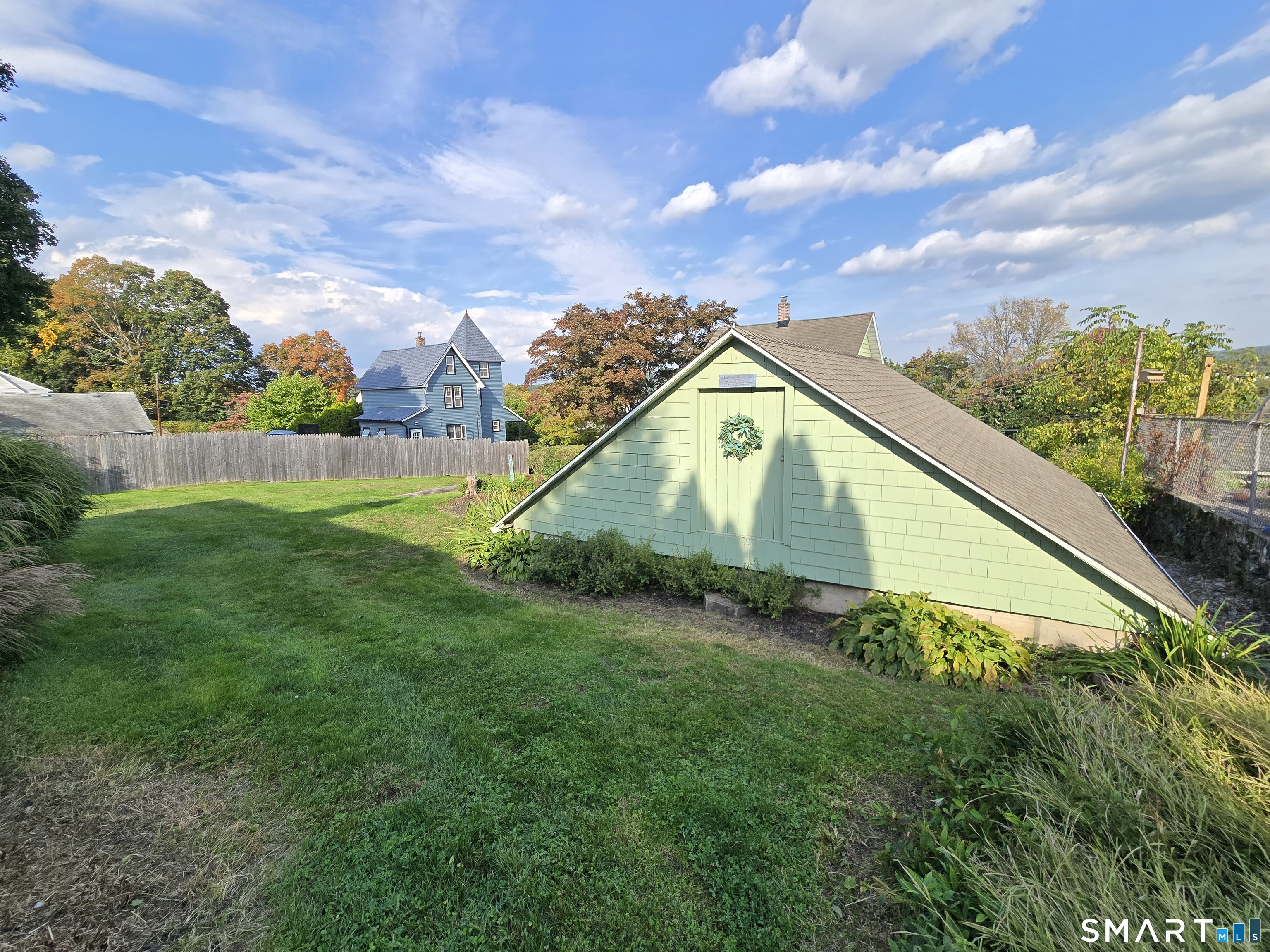 64 May Avenue Property Photo 8