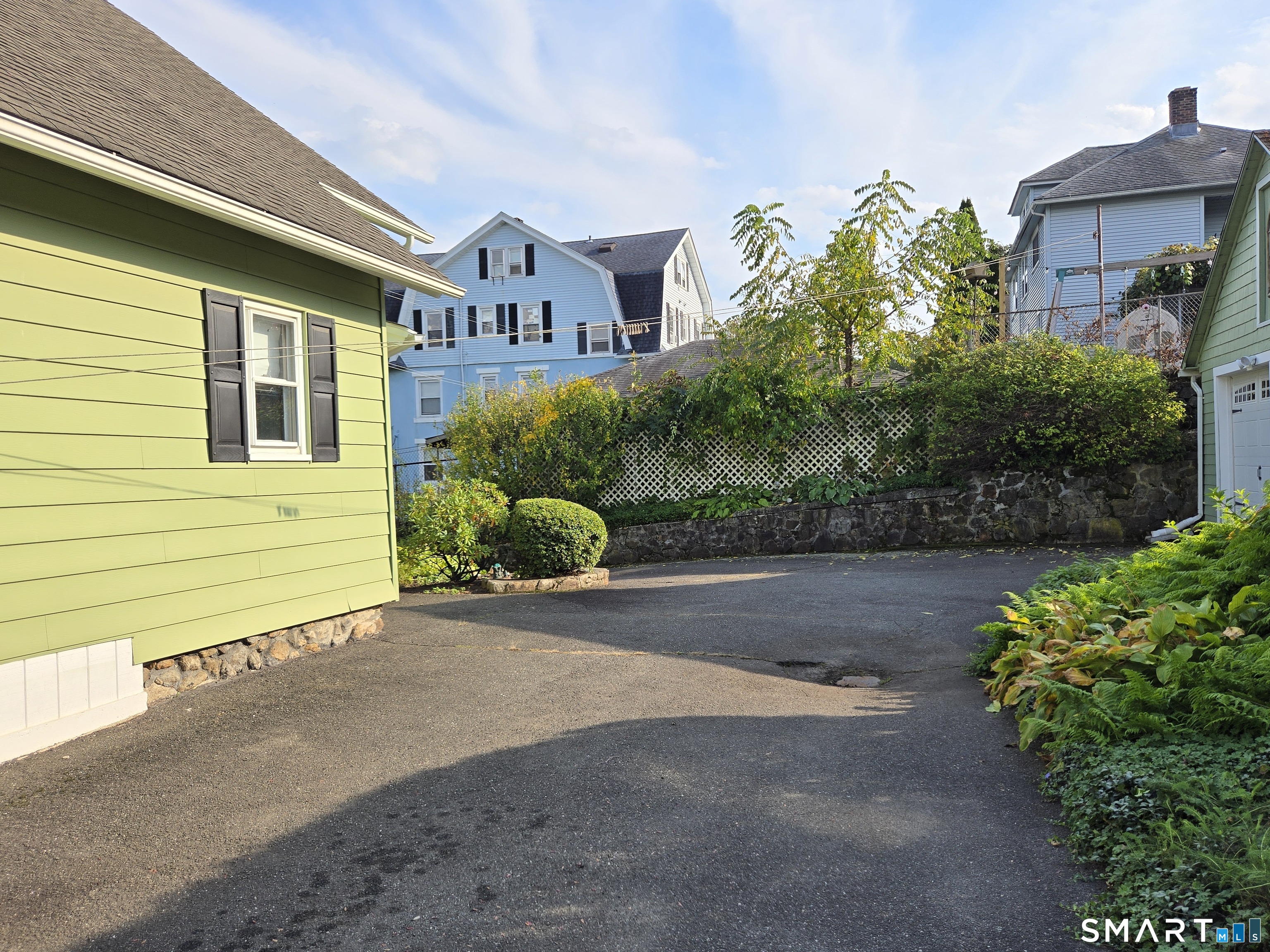64 May Avenue Property Photo 14