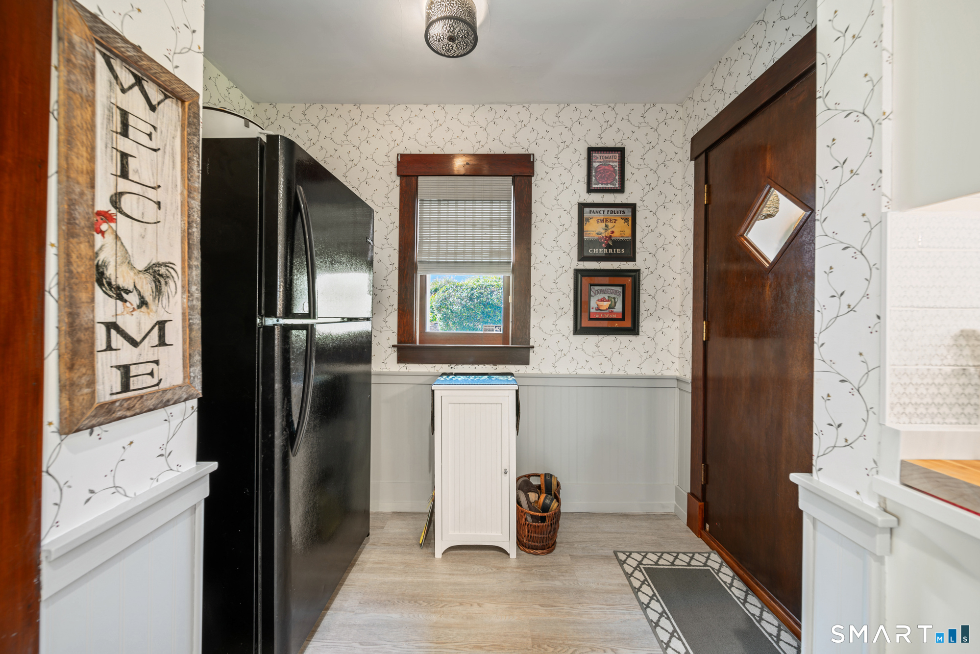 64 May Avenue Property Photo 18