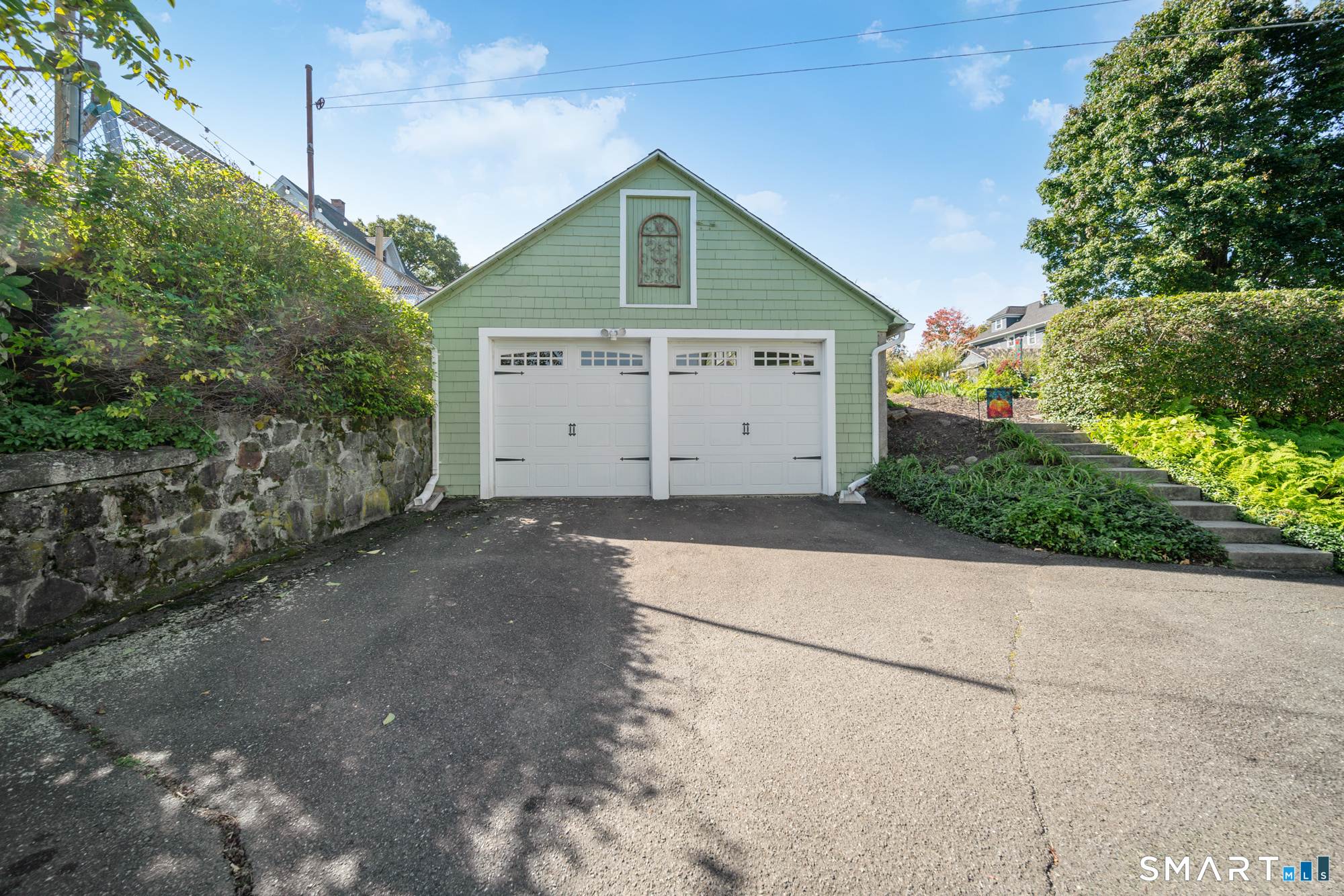 64 May Avenue Property Photo 37