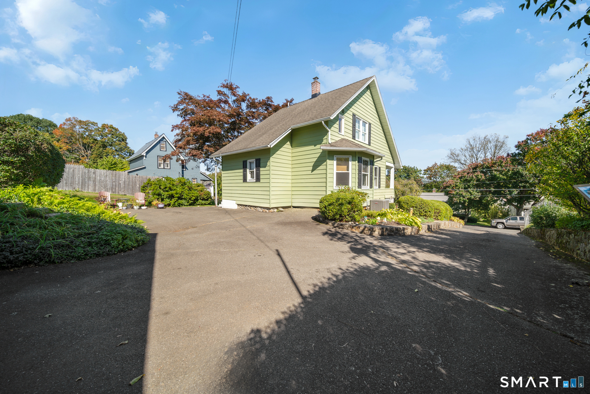 64 May Avenue Property Photo 38