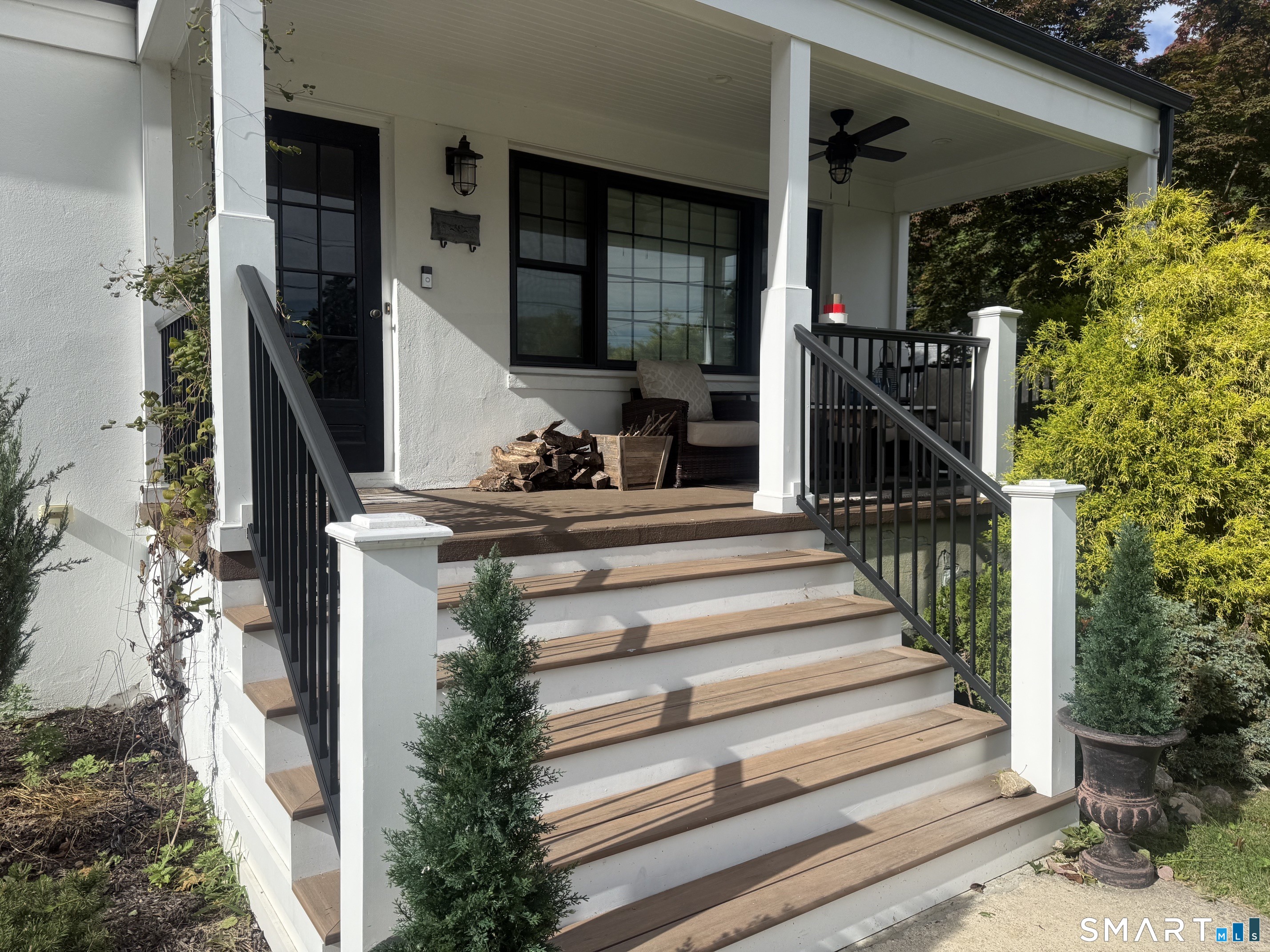 142 Rosedale Street Property Photo 2