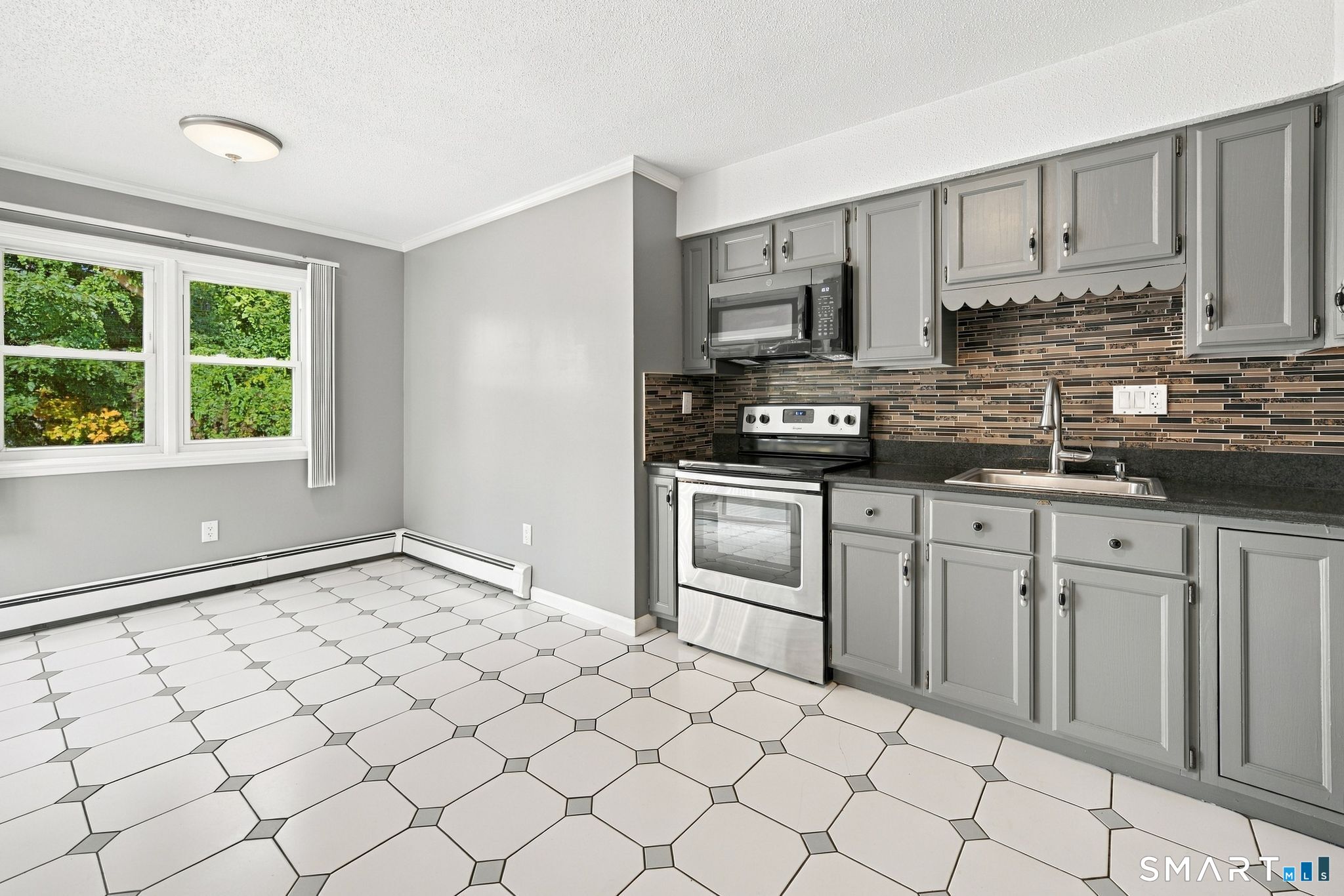 115 Kingston Drive Property Photo 16