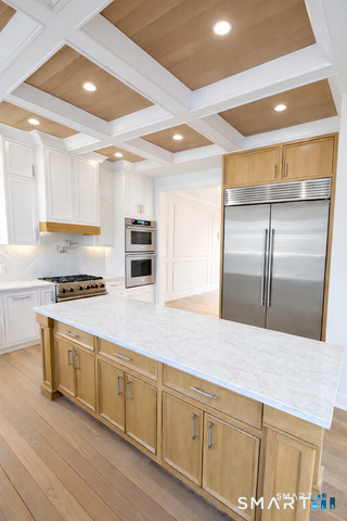 20 Lake Shore North Drive Property Photo 10