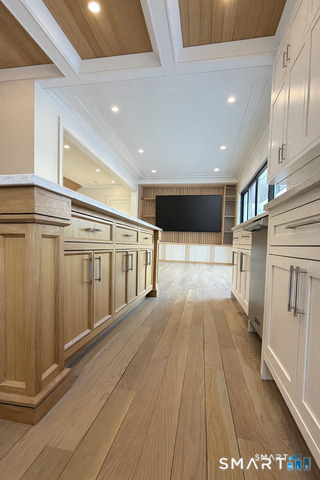 20 Lake Shore North Drive Property Photo 12