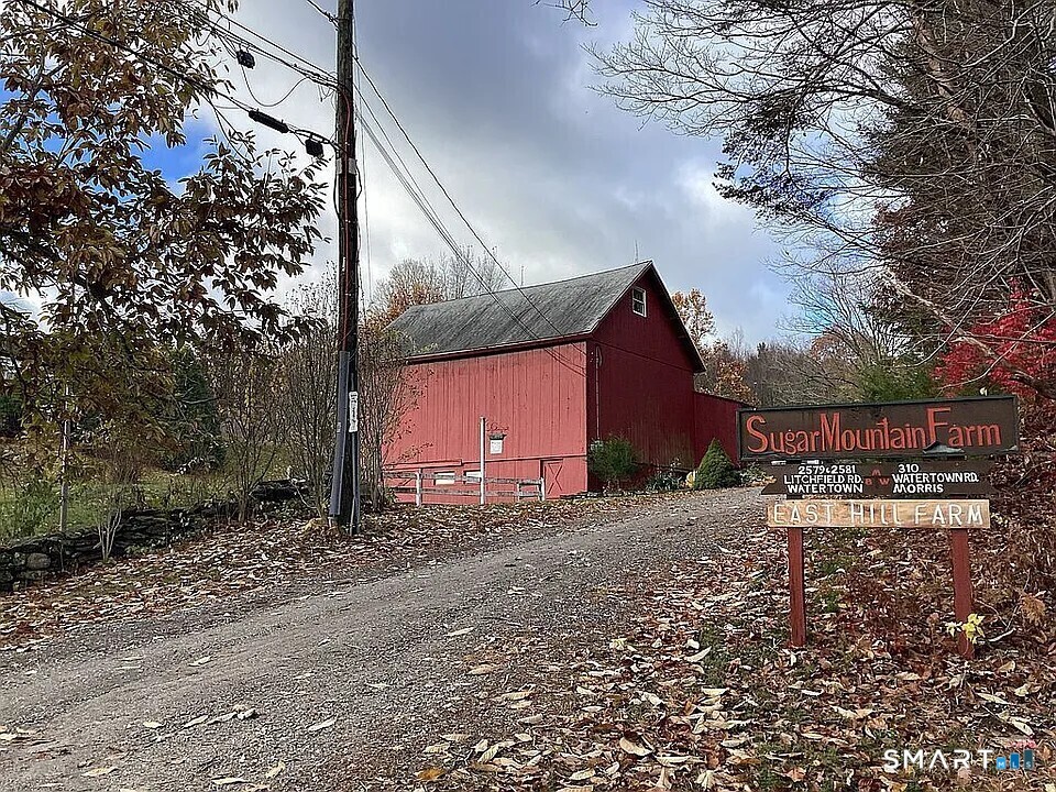 2581 Litchfield Road Property Photo 11