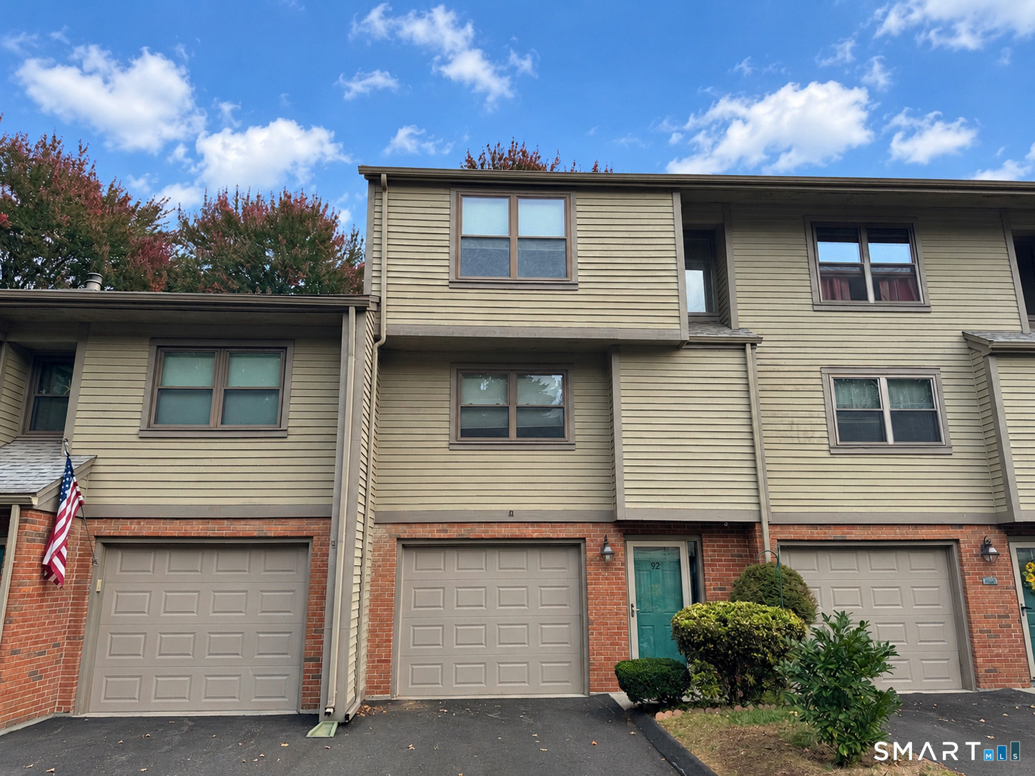 92 Metacomet Drive Property Photo 1