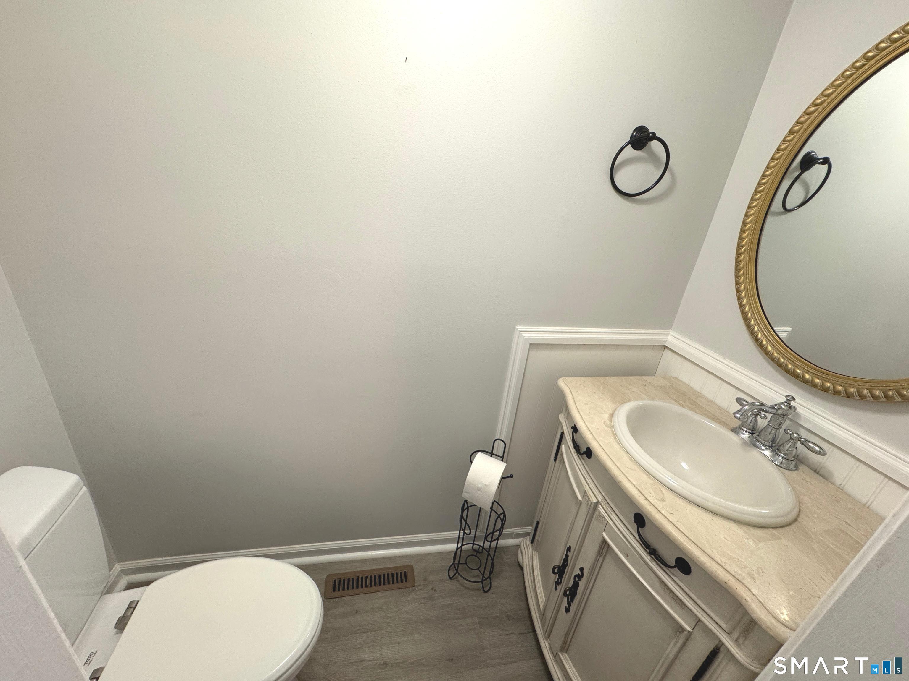 92 Metacomet Drive Property Photo 7